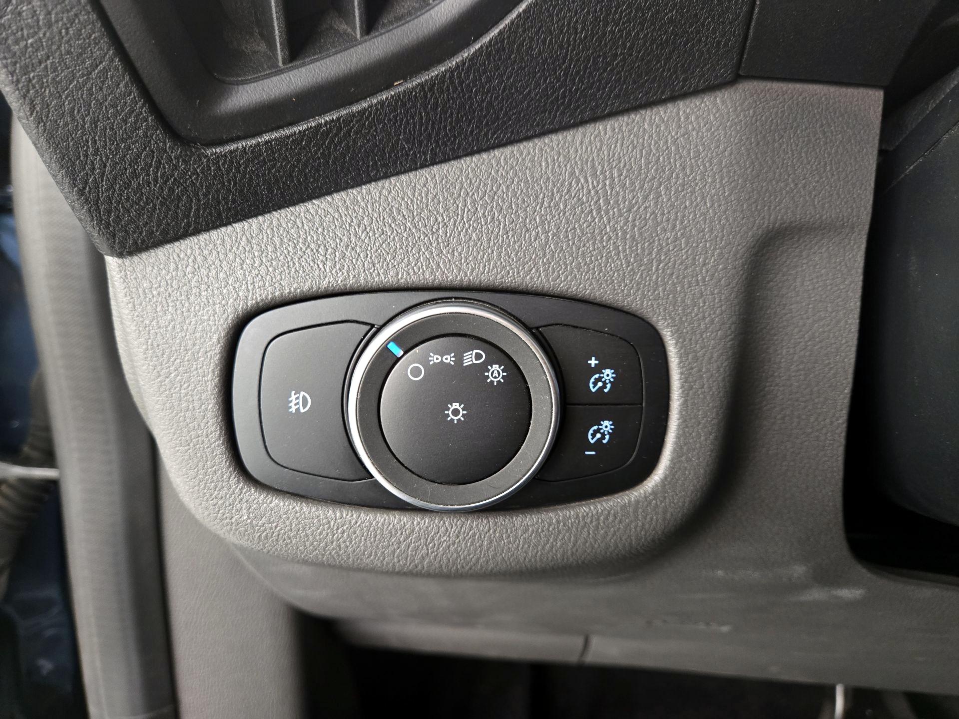 Thumbnail: 2022 Ford Transit Series - 13