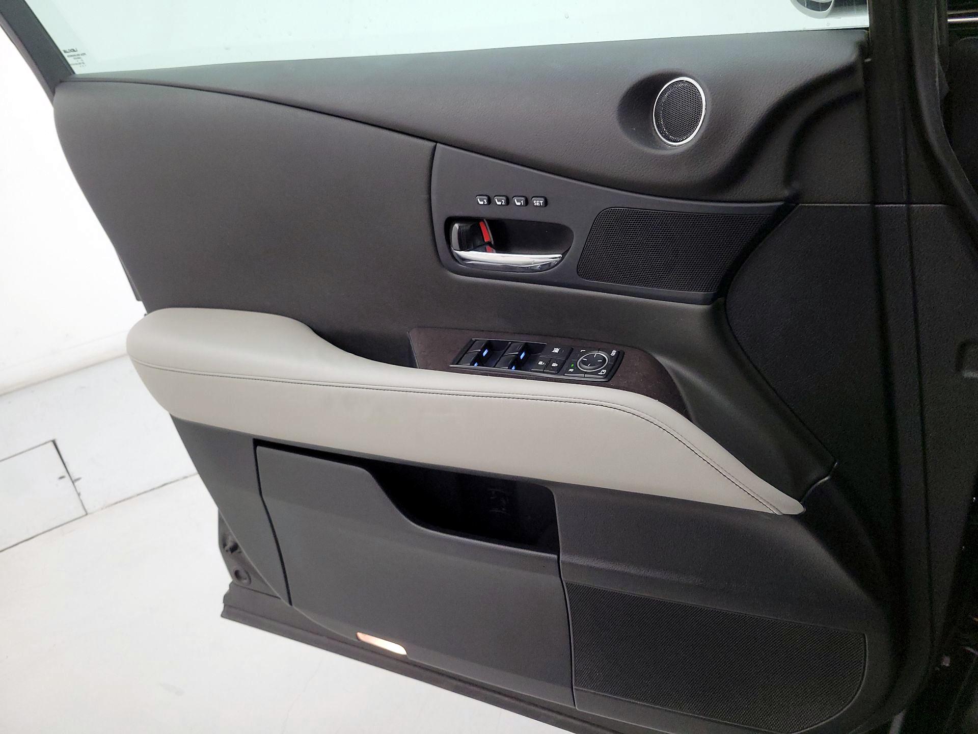 Thumbnail: 2015 Lexus RX - 12