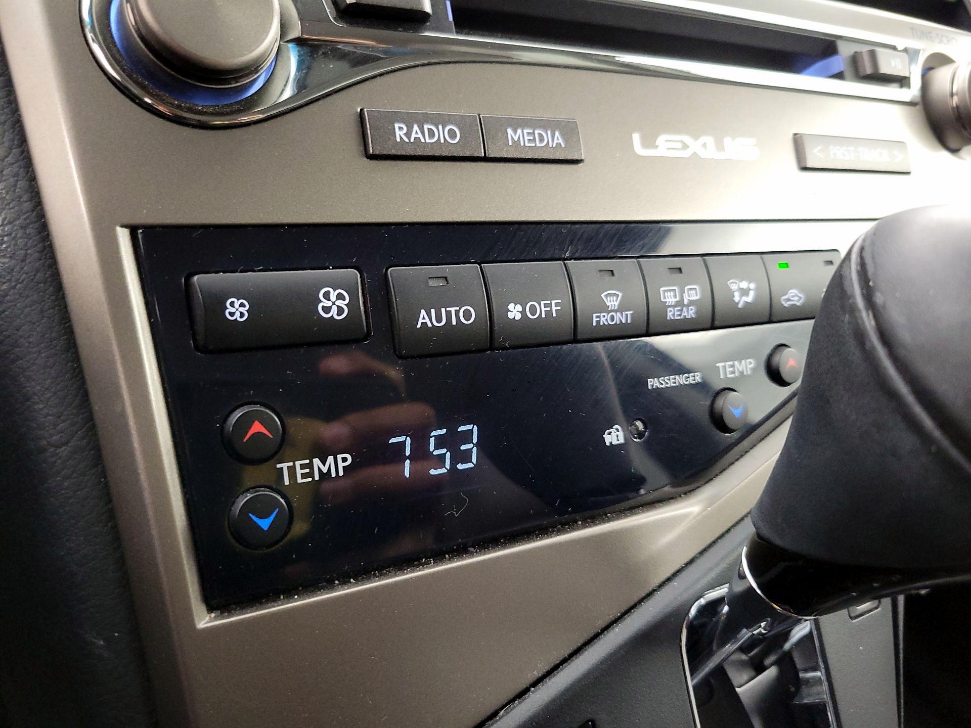 Thumbnail: 2015 Lexus RX - 16