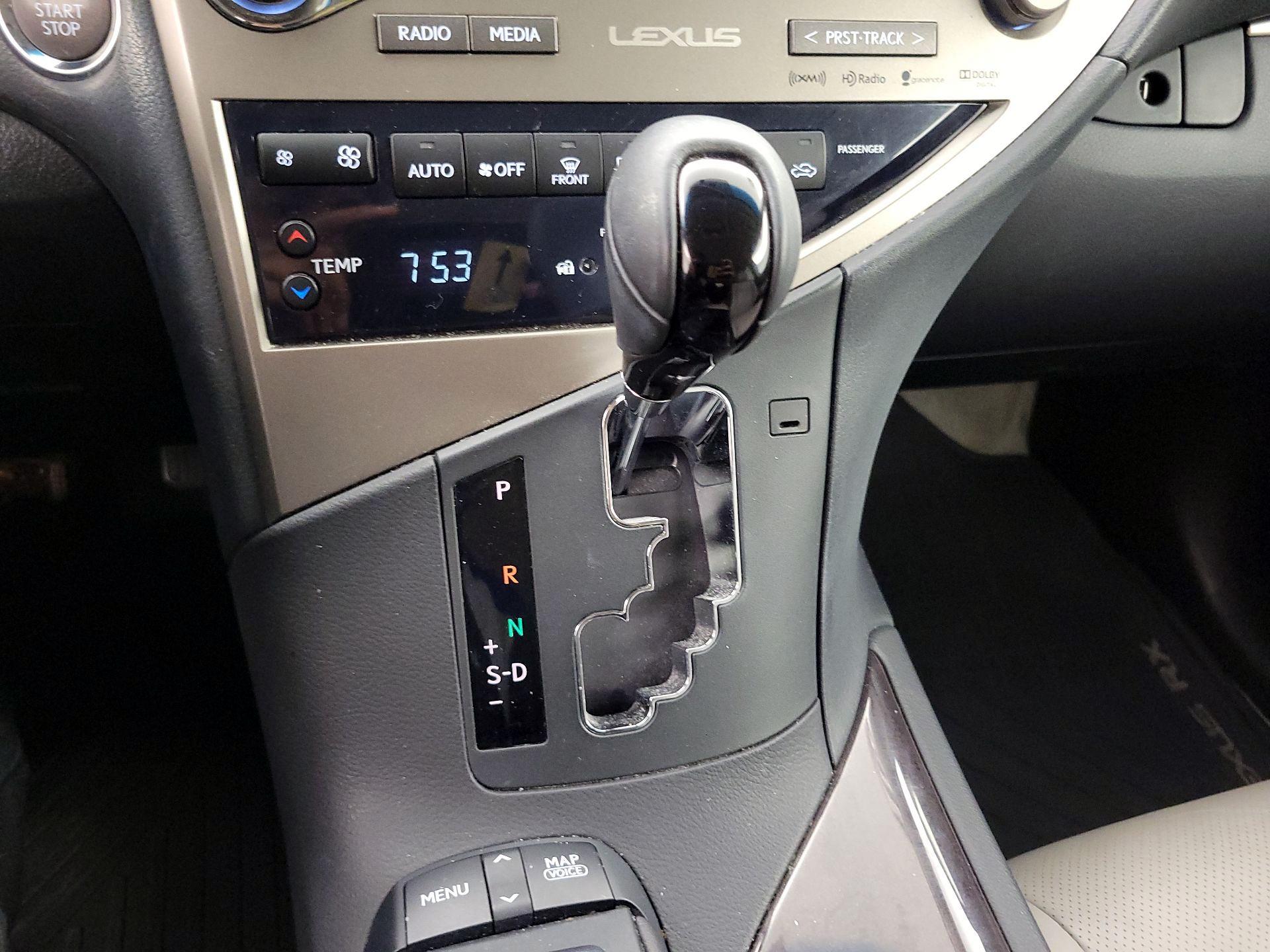 Thumbnail: 2015 Lexus RX - 17