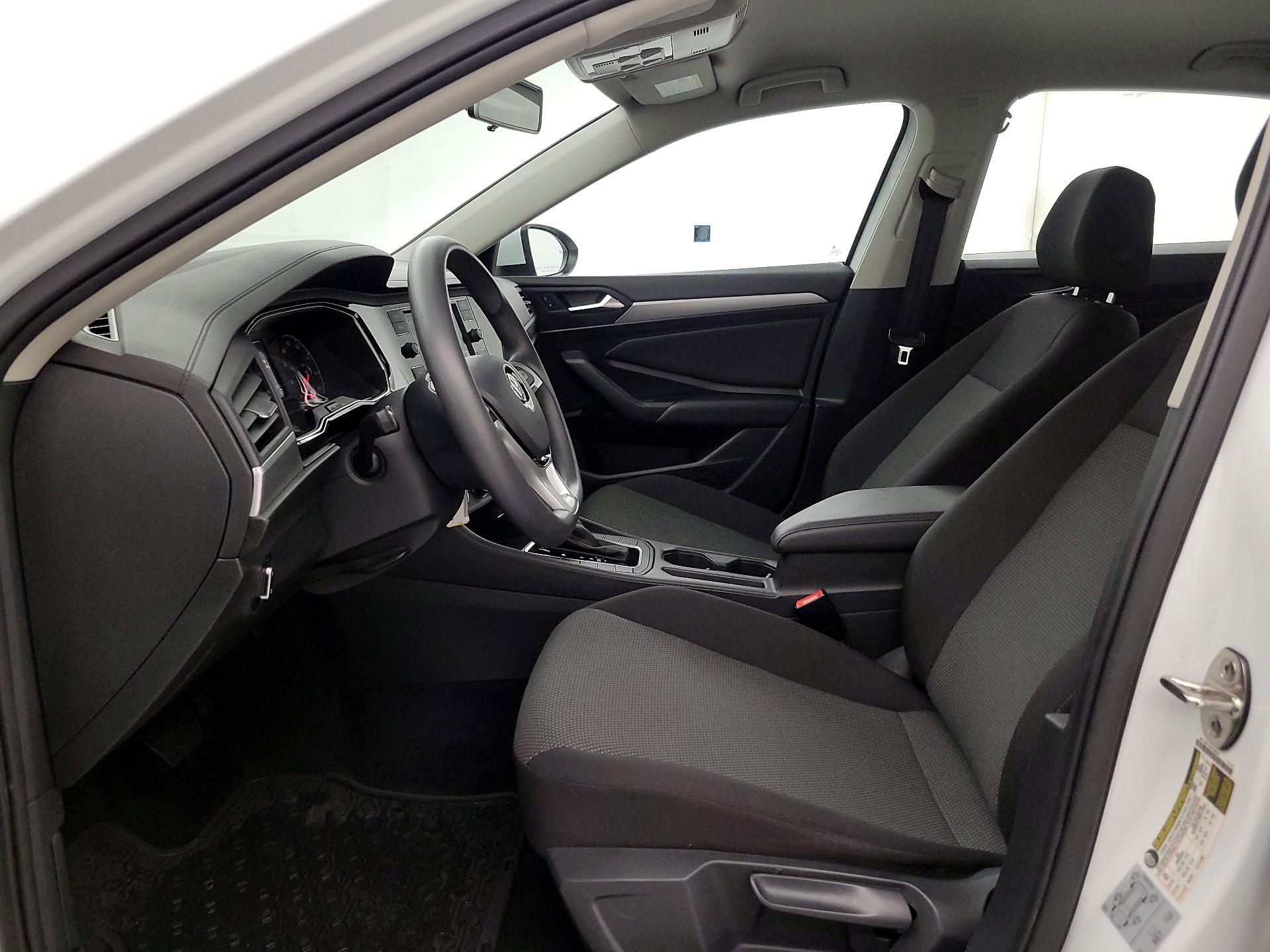 Thumbnail: 2021 Volkswagen Jetta - 11