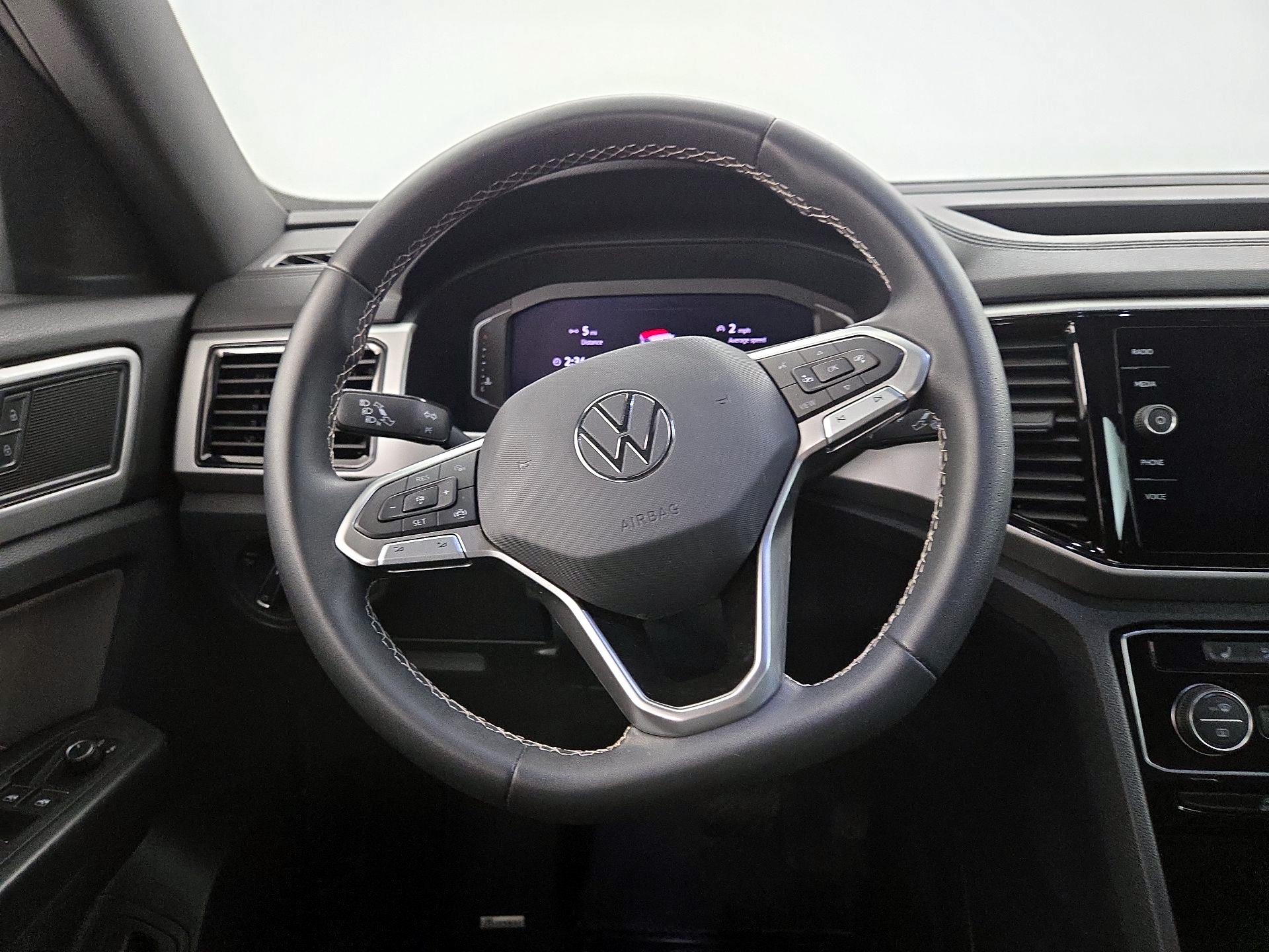 Thumbnail: 2023 Volkswagen Atlas - 10