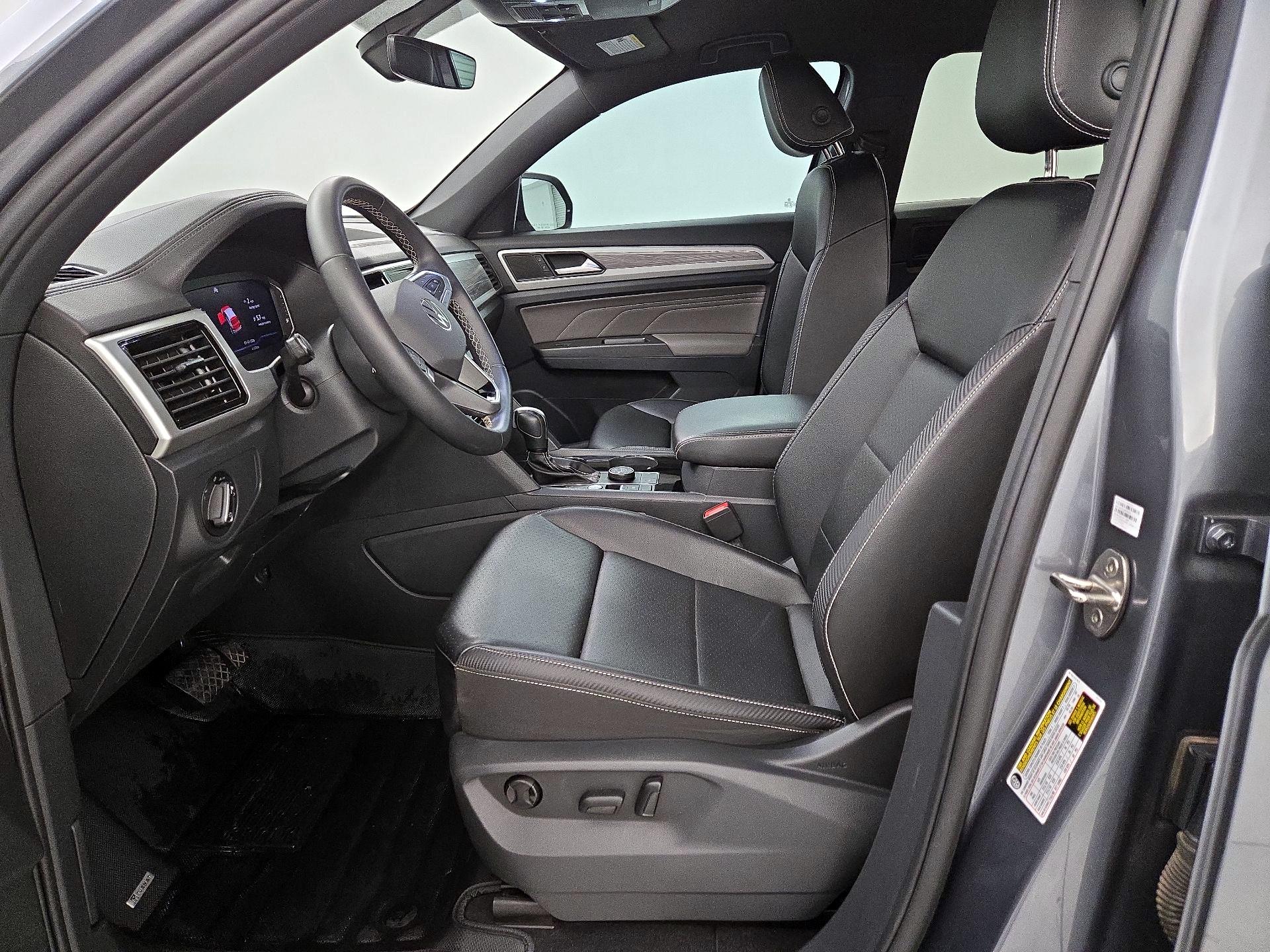 Thumbnail: 2023 Volkswagen Atlas - 11