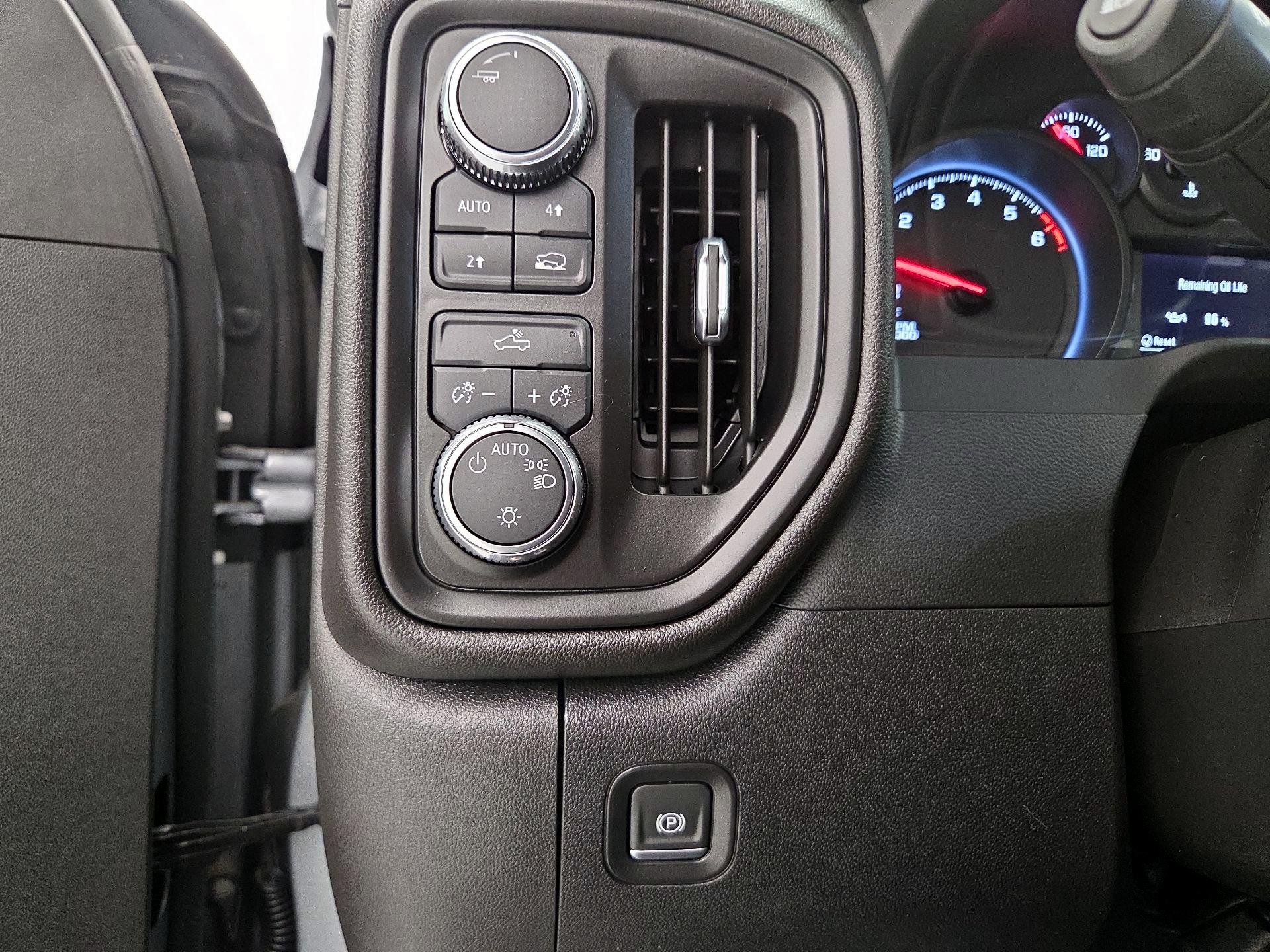 Thumbnail: 2024 GMC Sierra 1500 - 13