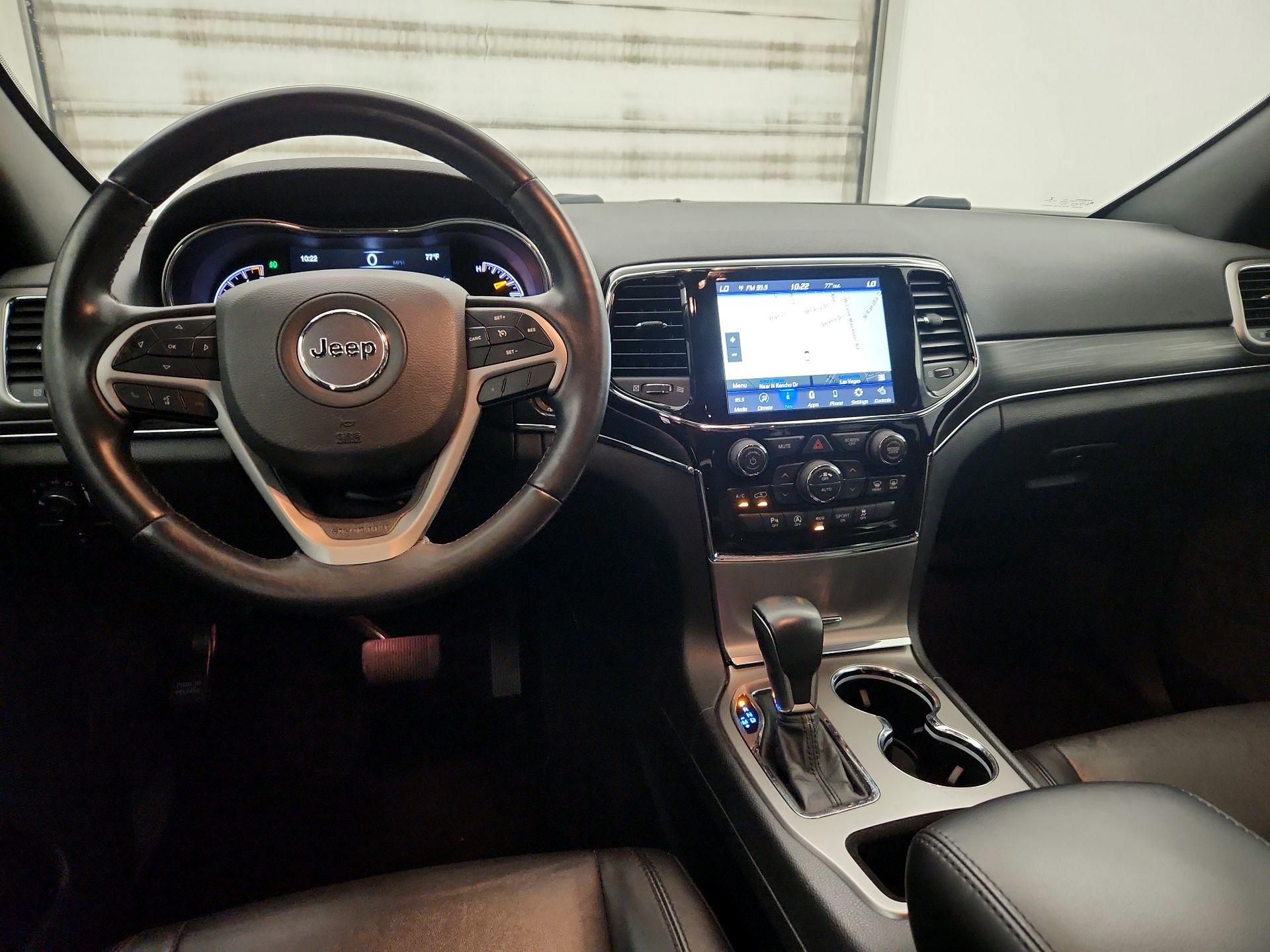 Thumbnail: 2022 Jeep Grand Cherokee - 9