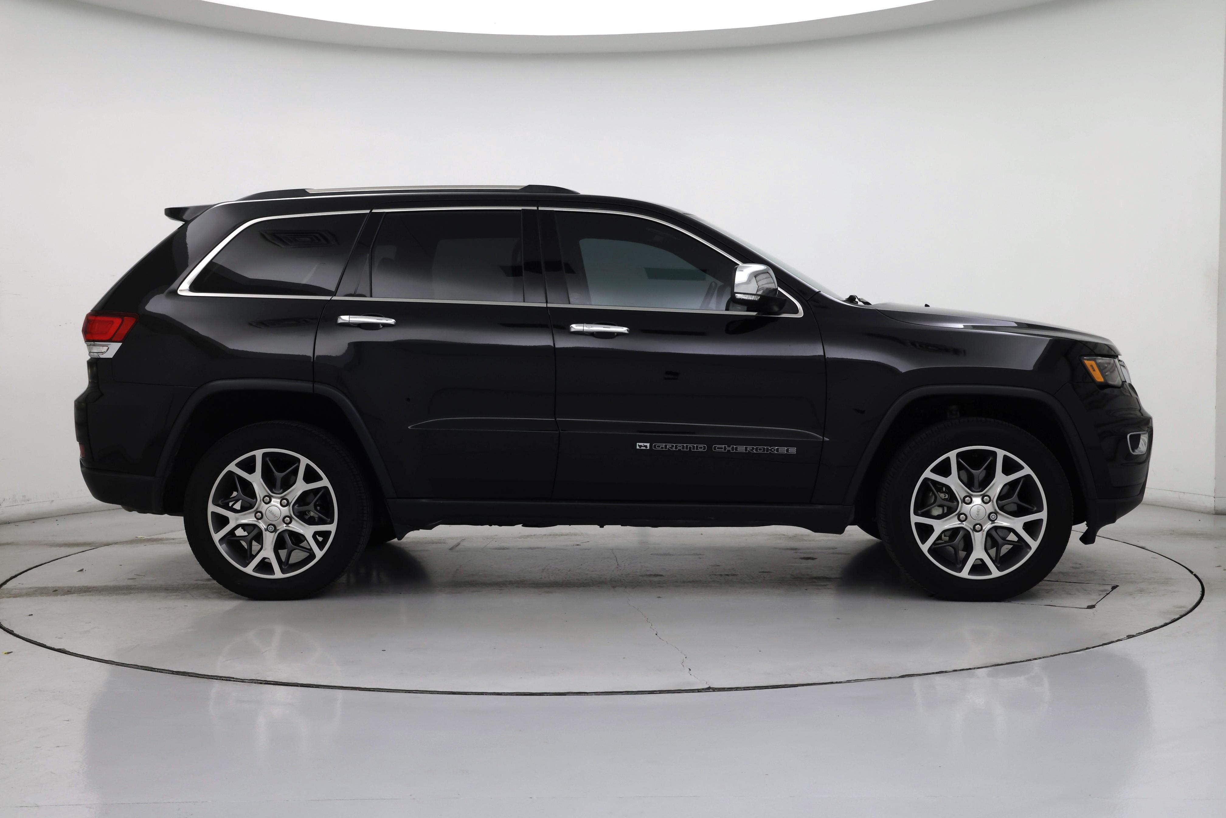 Thumbnail: 2022 Jeep Grand Cherokee - 7