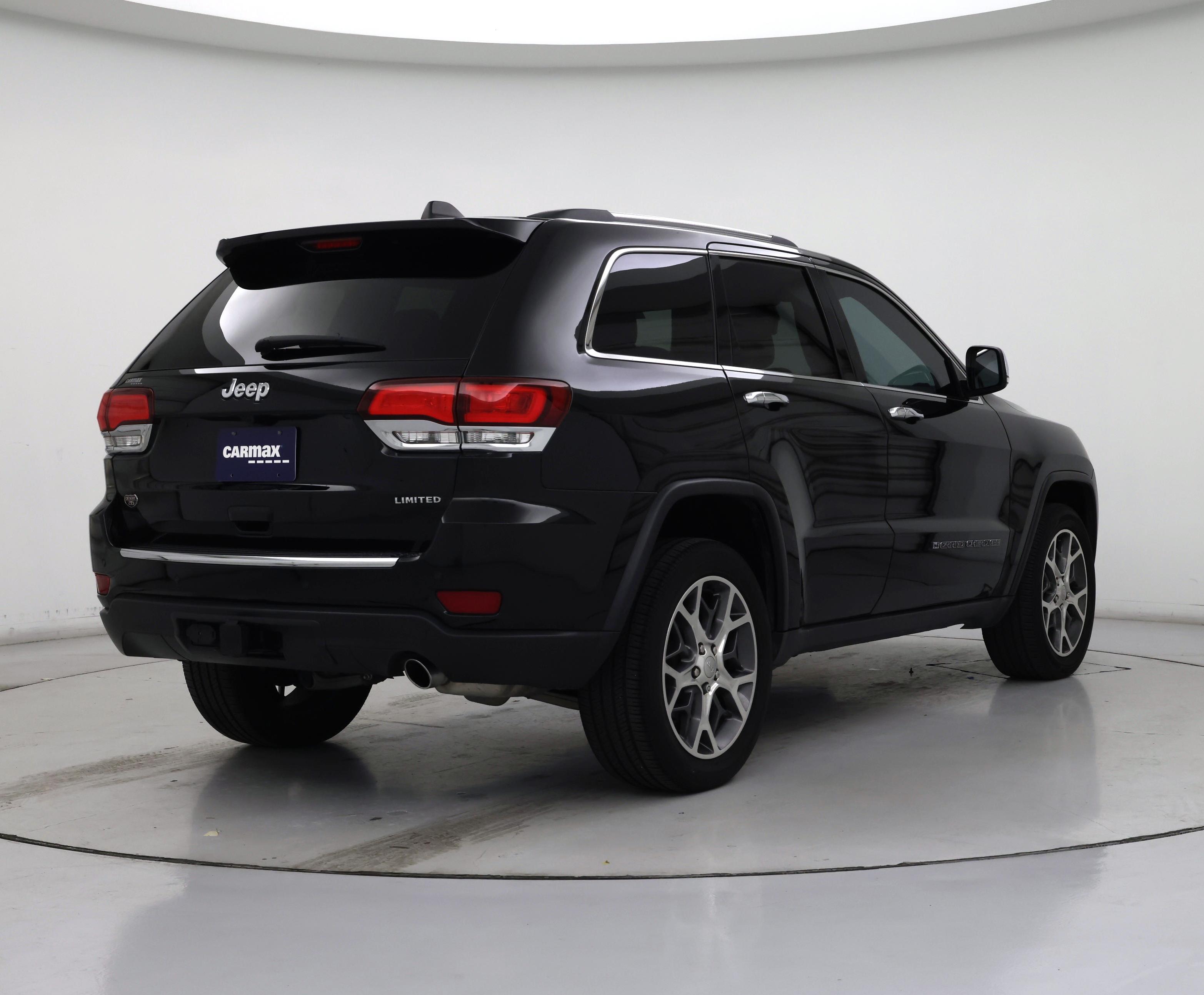 Thumbnail: 2022 Jeep Grand Cherokee - 8