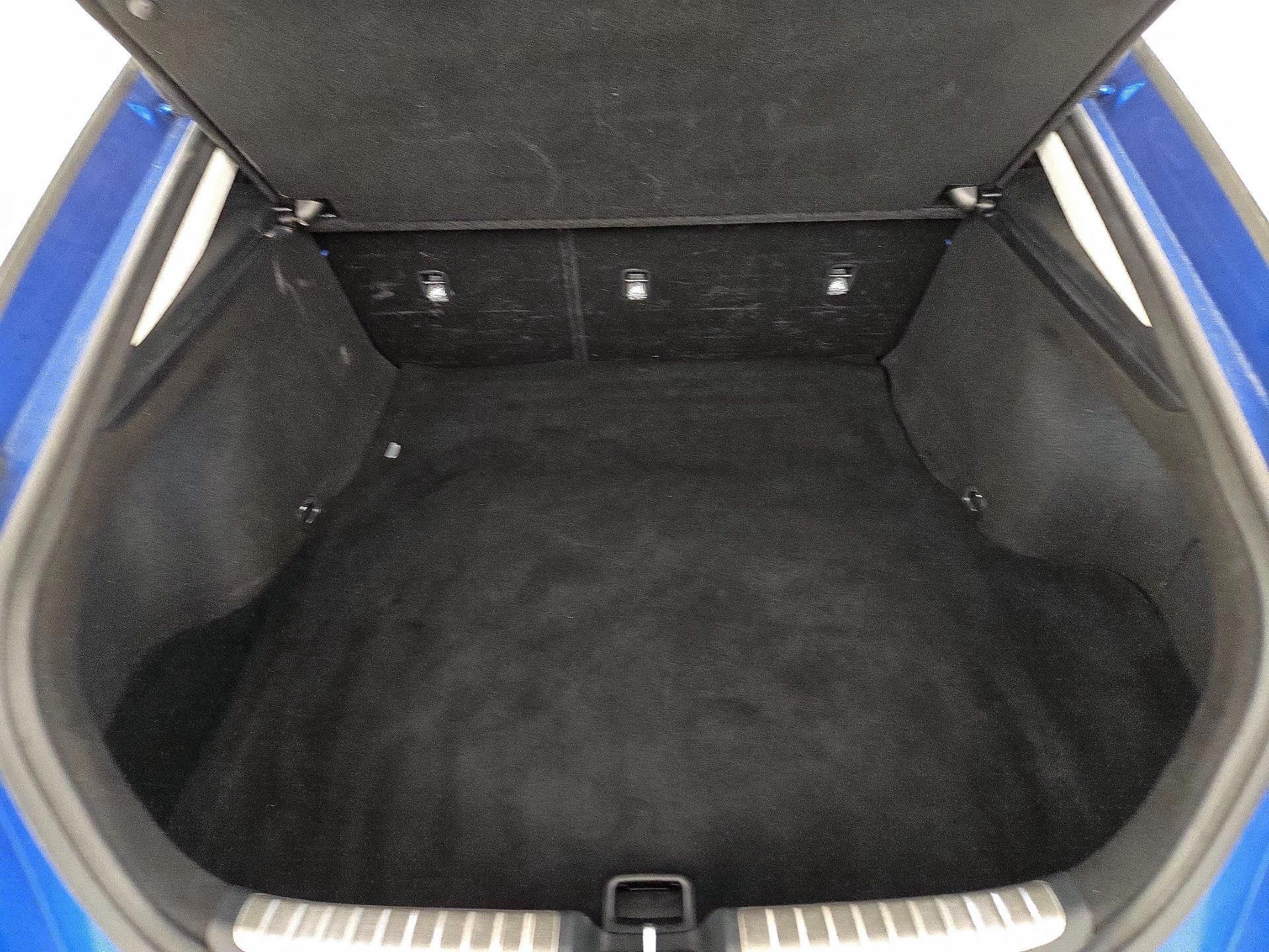 Thumbnail: 2019 Kia Stinger - 20