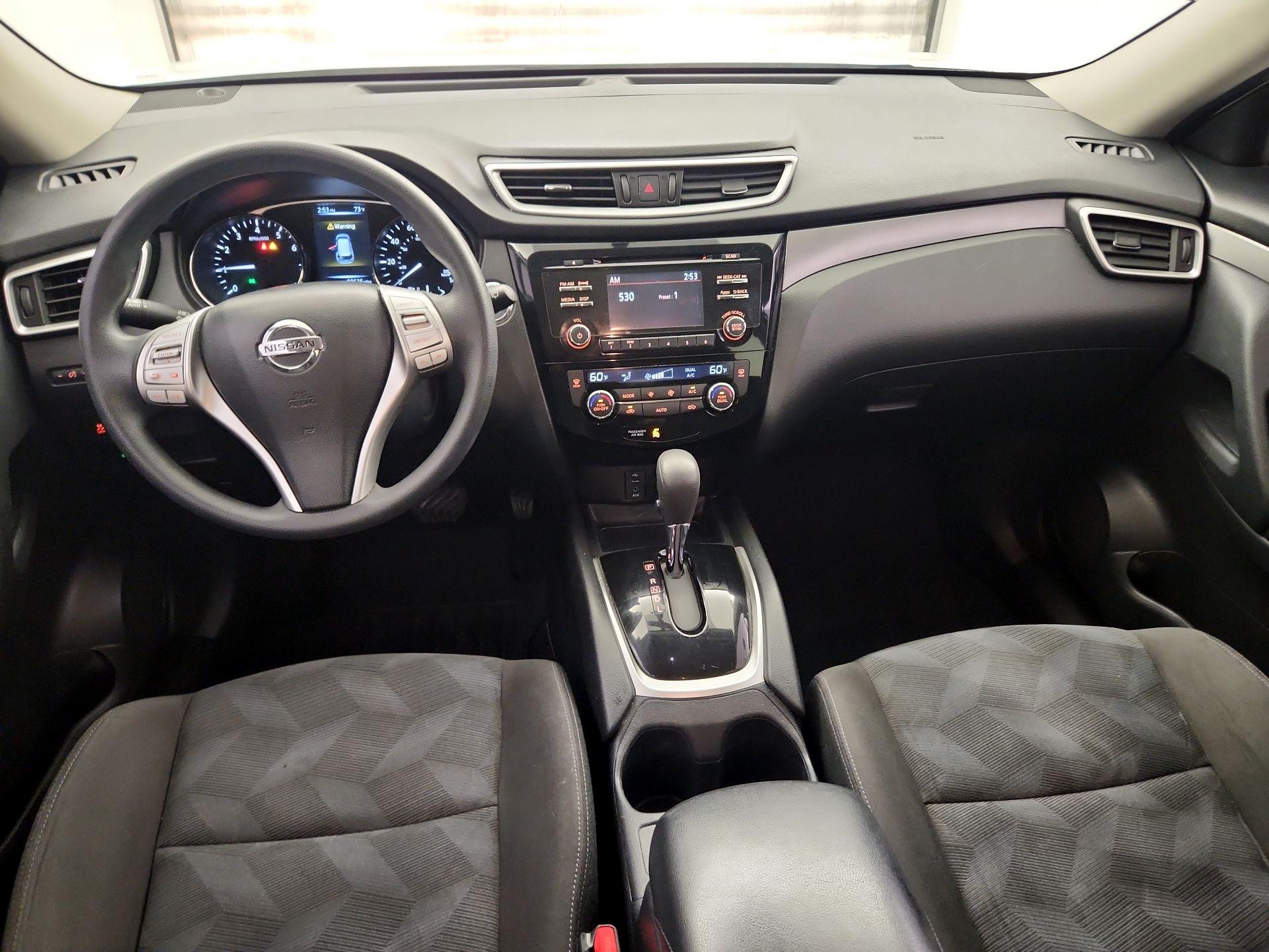 Thumbnail: 2016 Nissan Rogue - 9
