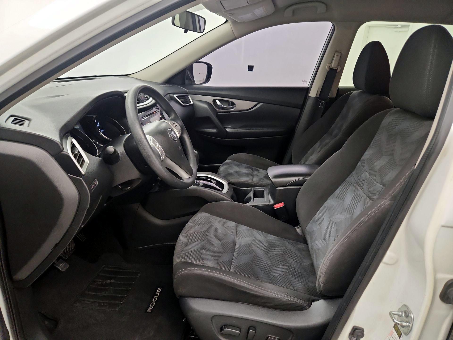 Thumbnail: 2016 Nissan Rogue - 11
