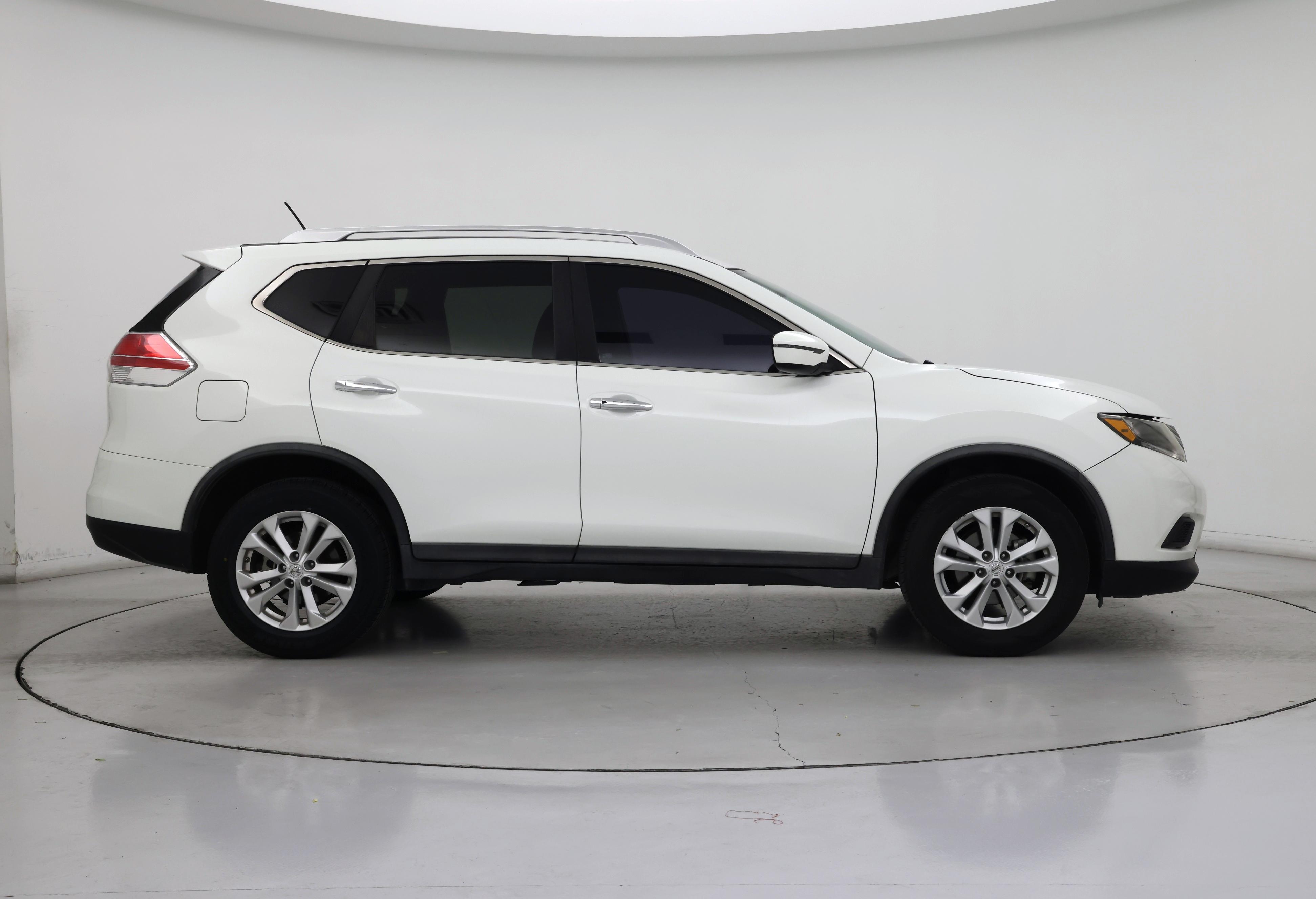 Thumbnail: 2016 Nissan Rogue - 7