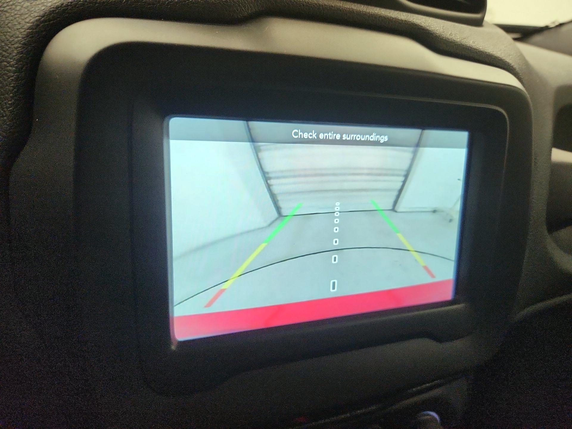 Thumbnail: 2020 Jeep Renegade - 14