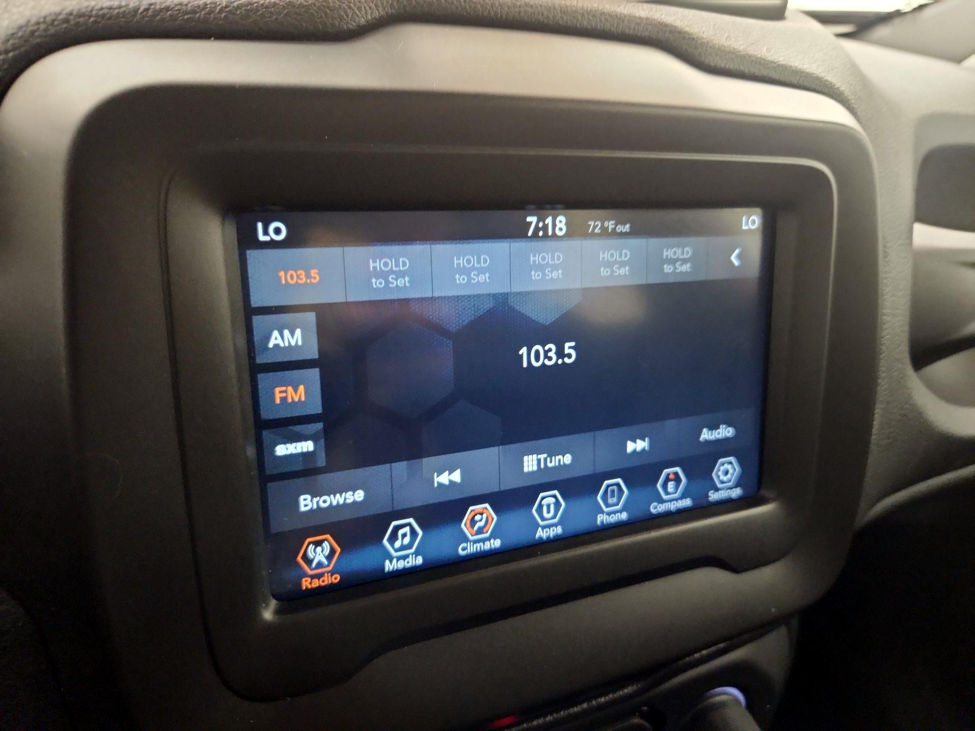 Thumbnail: 2020 Jeep Renegade - 15