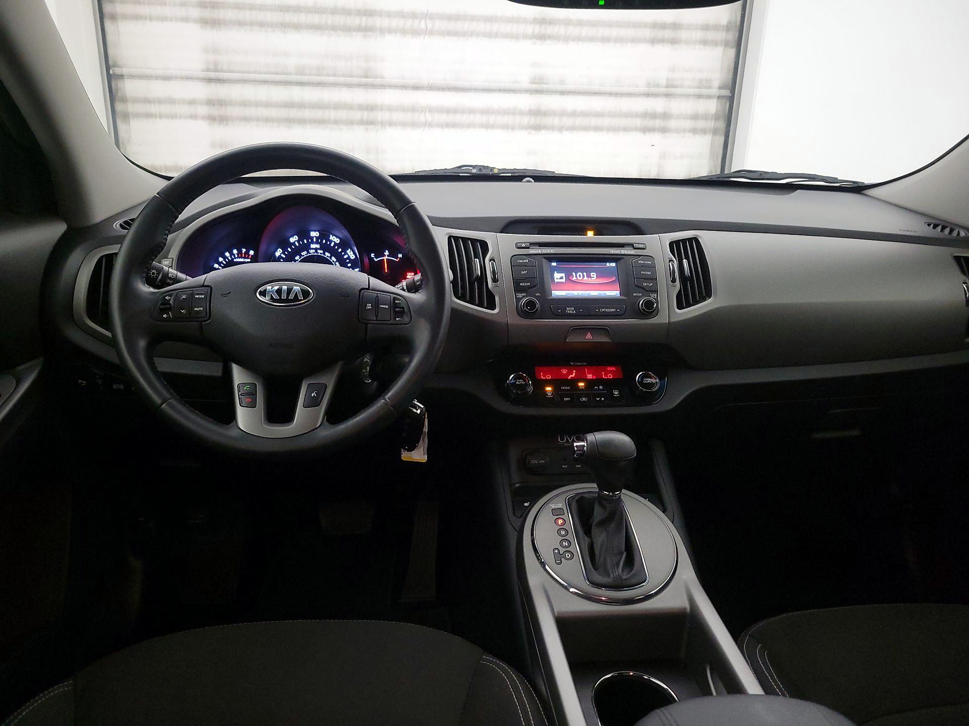 Thumbnail: 2014 Kia Sportage - 9