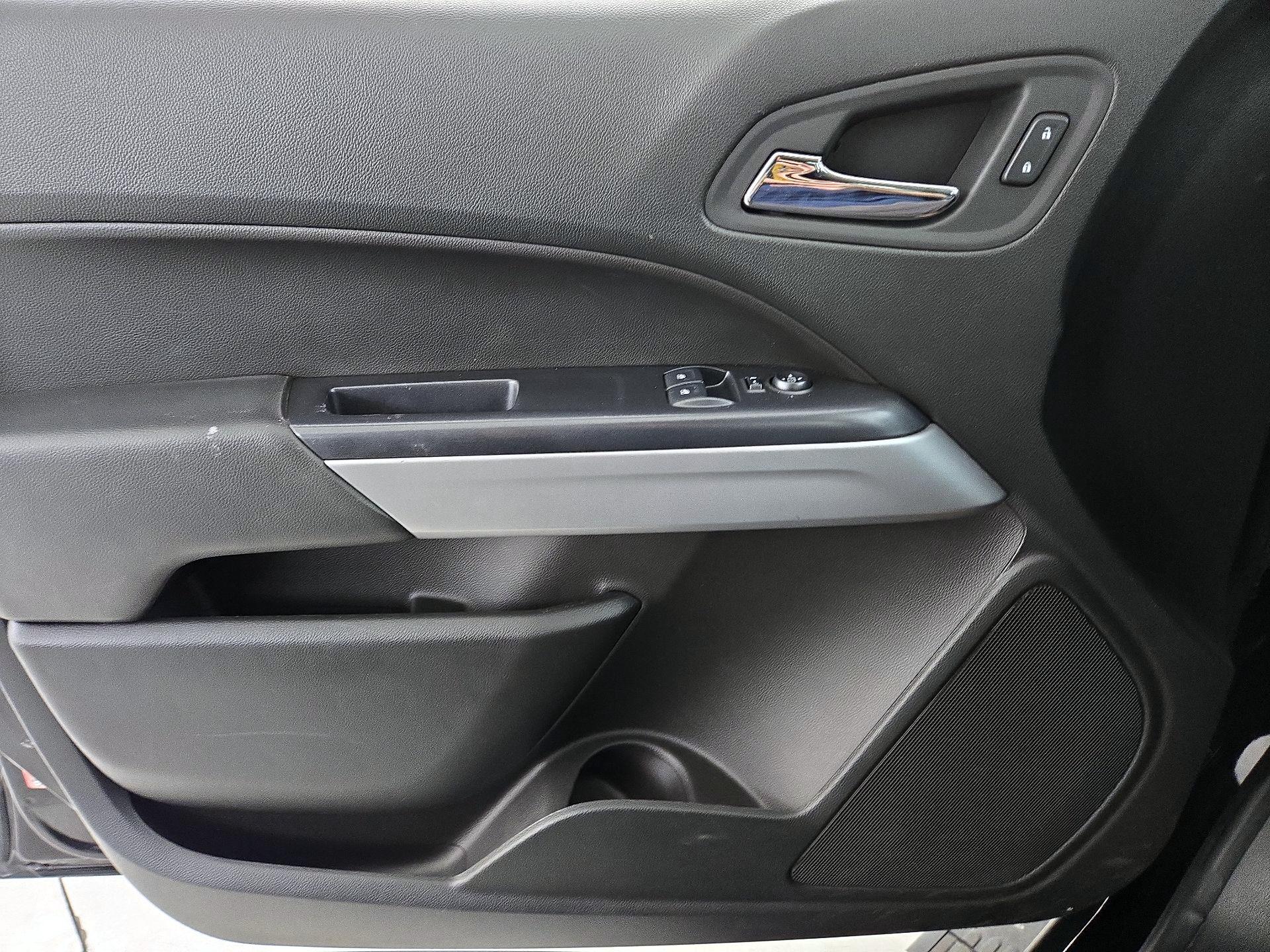 Thumbnail: 2021 Chevrolet Colorado - 12