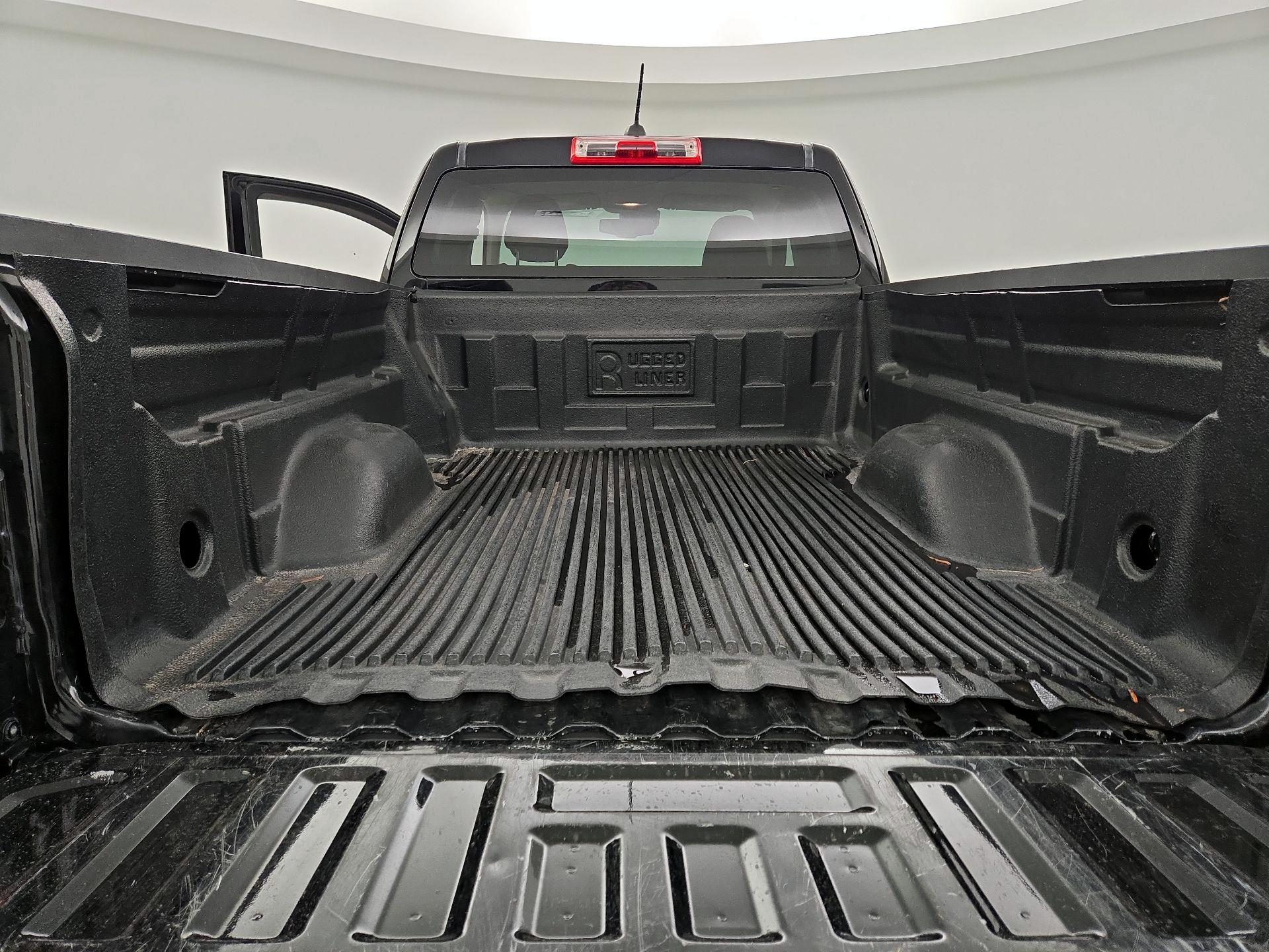 Thumbnail: 2021 Chevrolet Colorado - 20