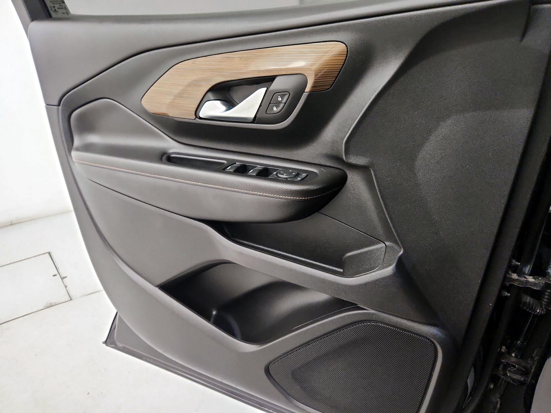 Thumbnail: 2020 GMC Terrain - 12