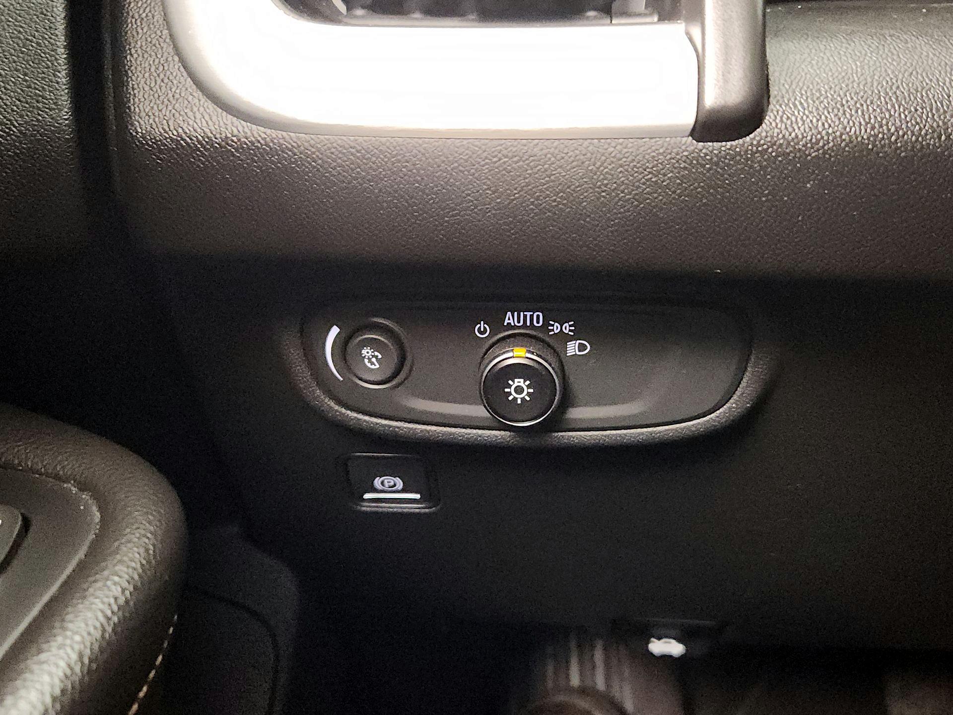 Thumbnail: 2020 GMC Terrain - 13