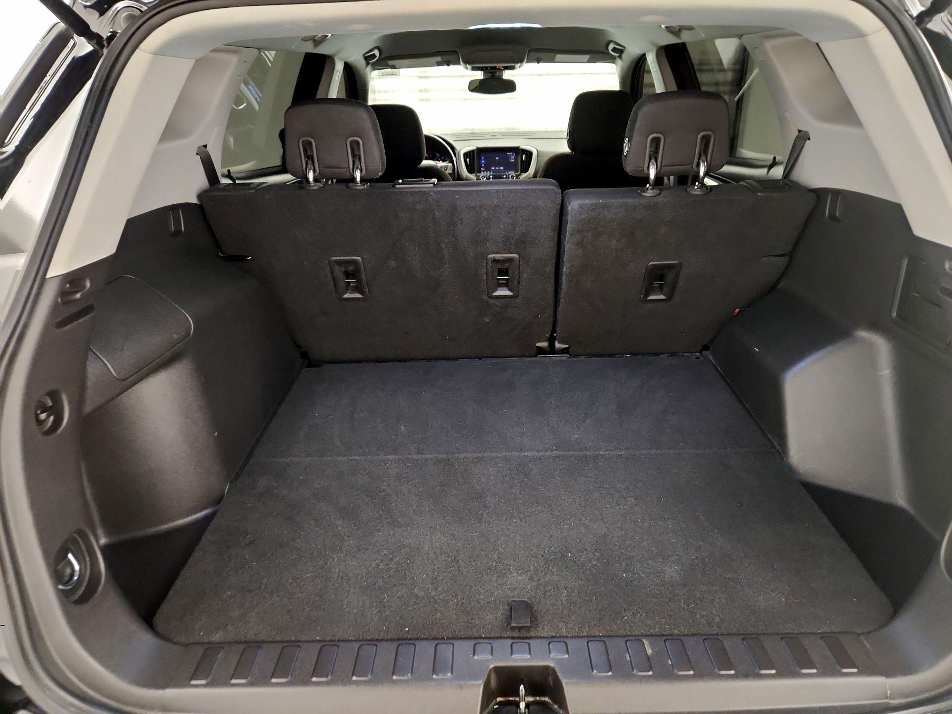 Thumbnail: 2020 GMC Terrain - 20