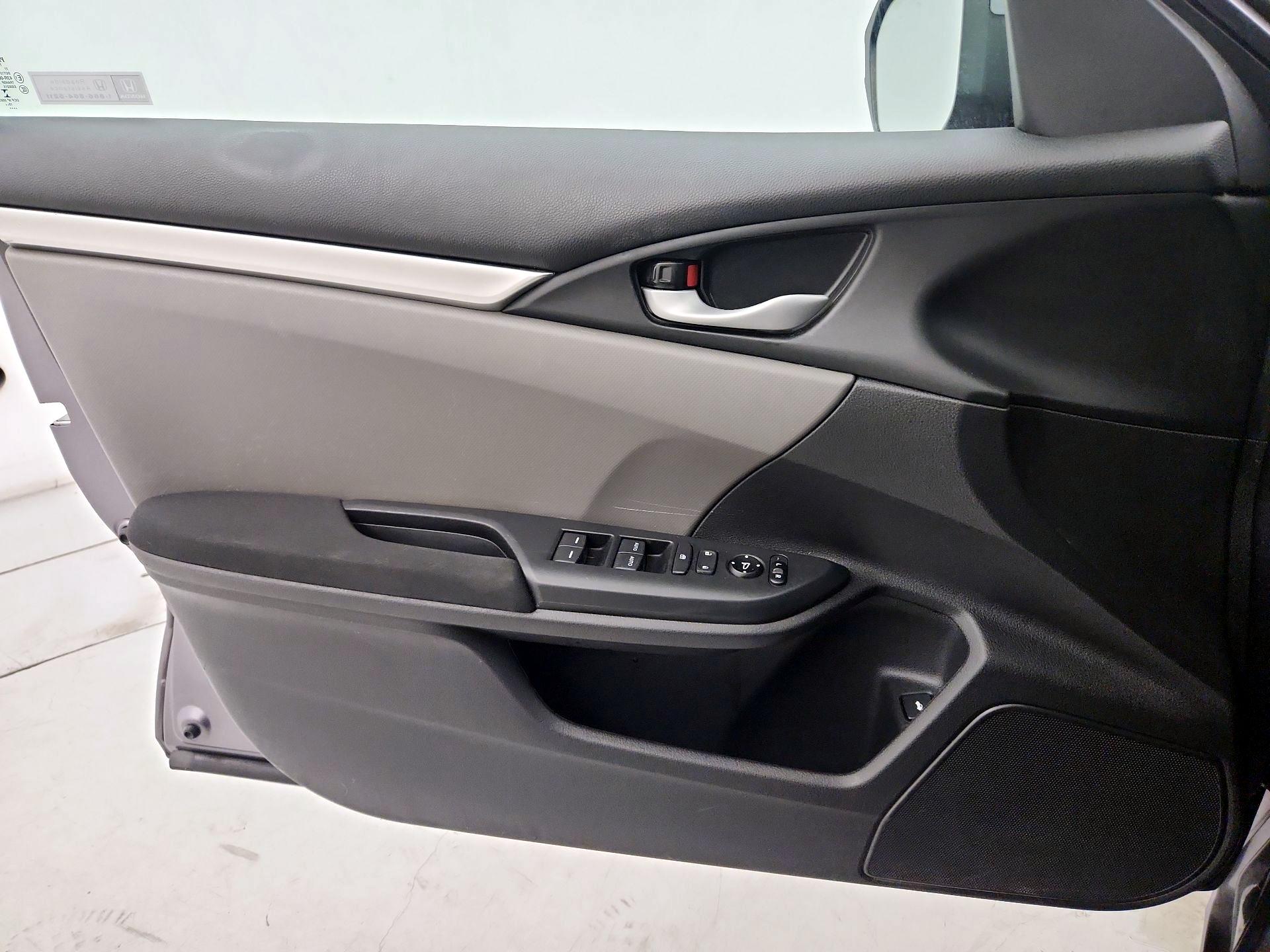 Thumbnail: 2020 Honda Civic - 12