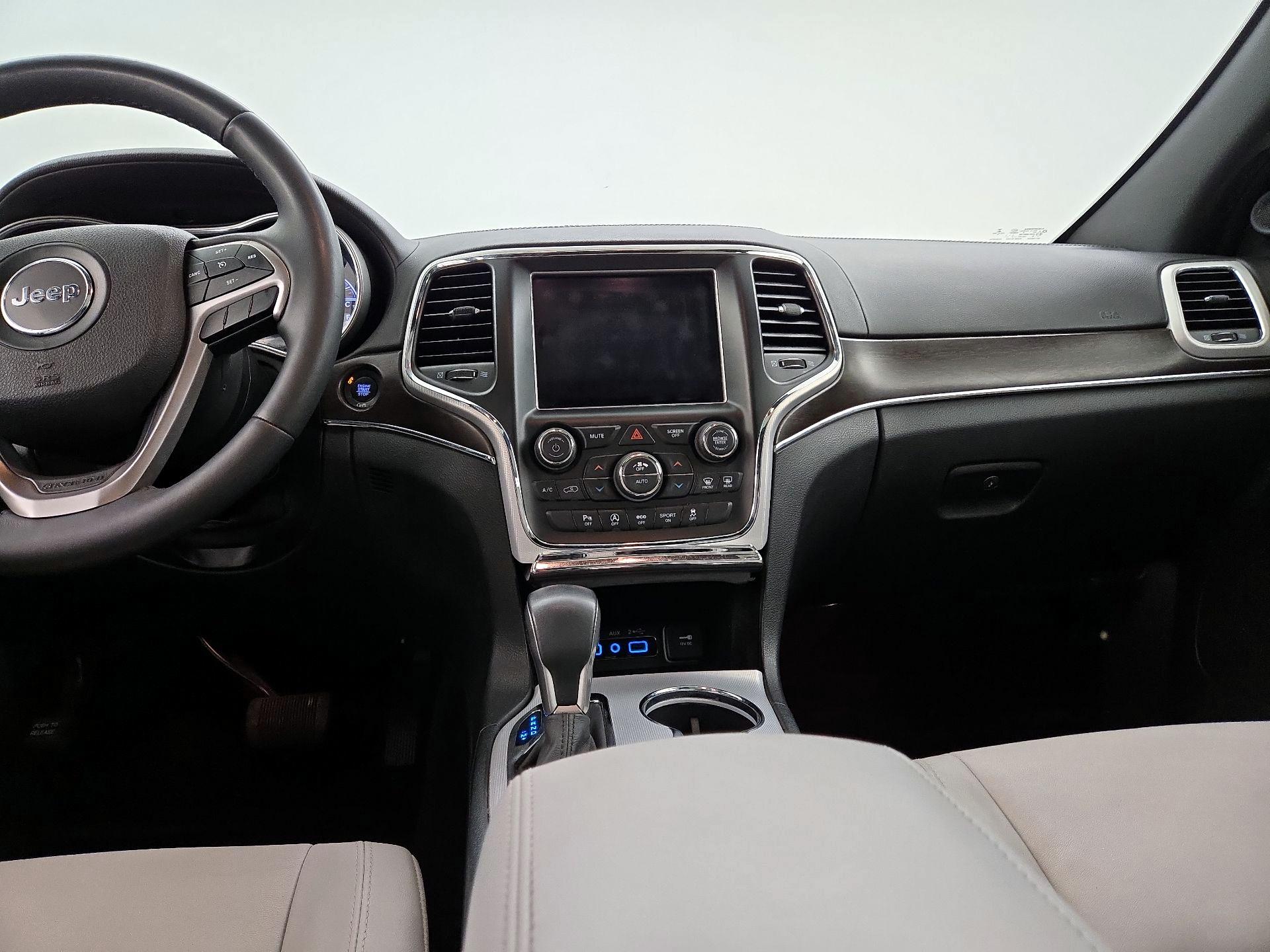 Thumbnail: 2018 Jeep Grand Cherokee - 9