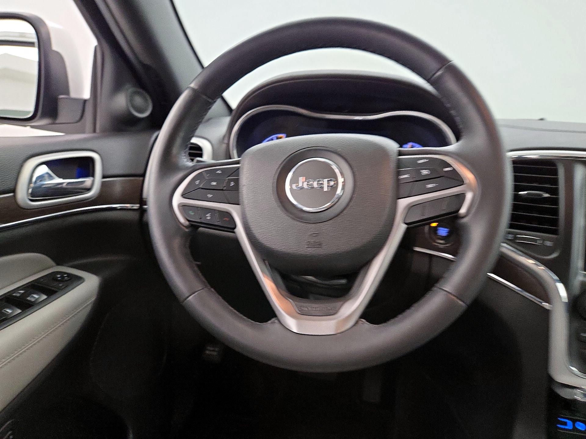 Thumbnail: 2018 Jeep Grand Cherokee - 10