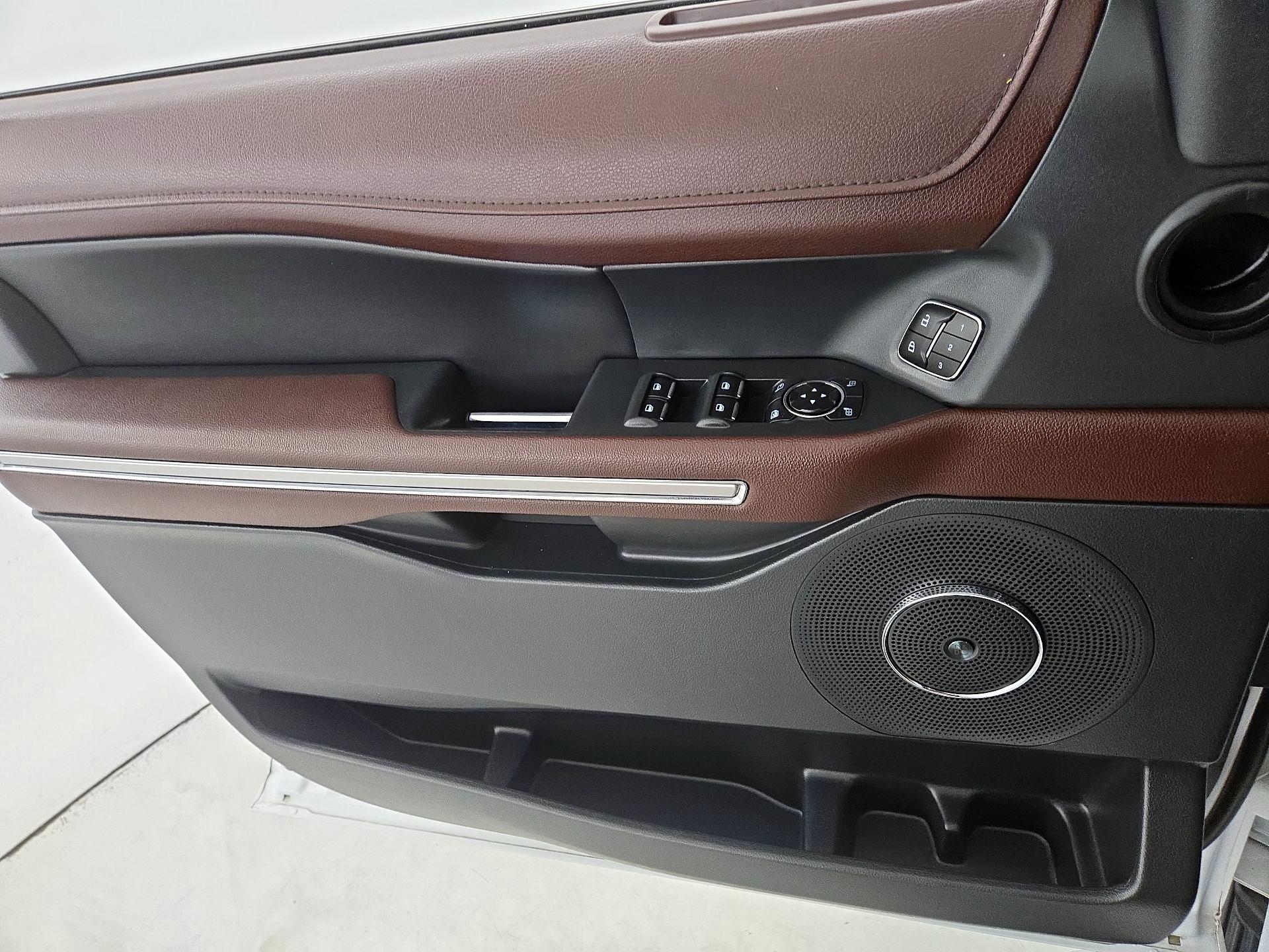 Thumbnail: 2024 Ford Expedition MAX - 12