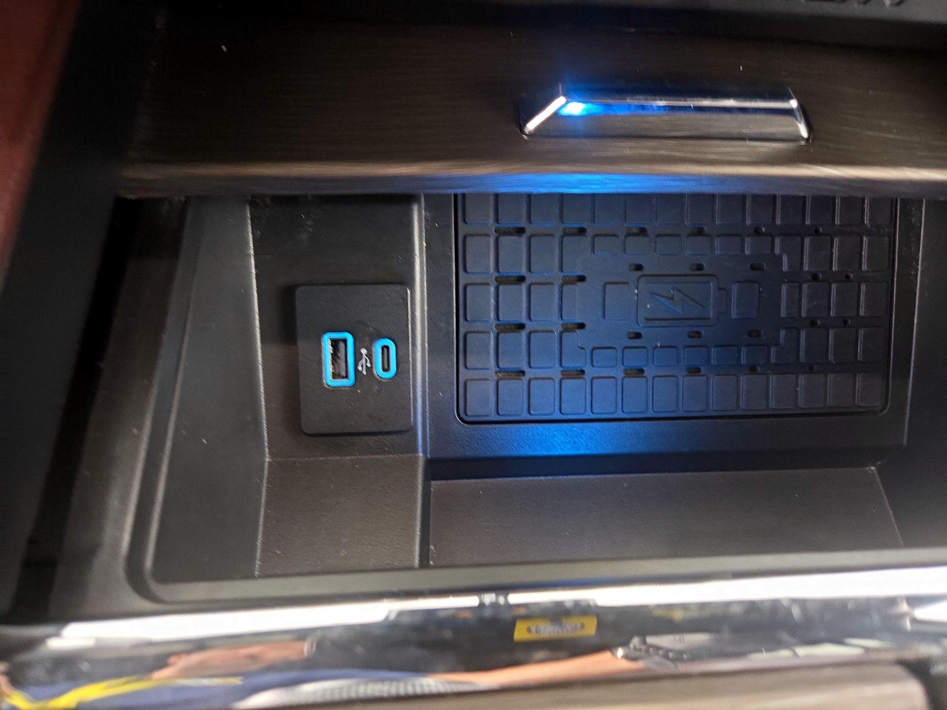 Thumbnail: 2024 Ford Expedition MAX - 19