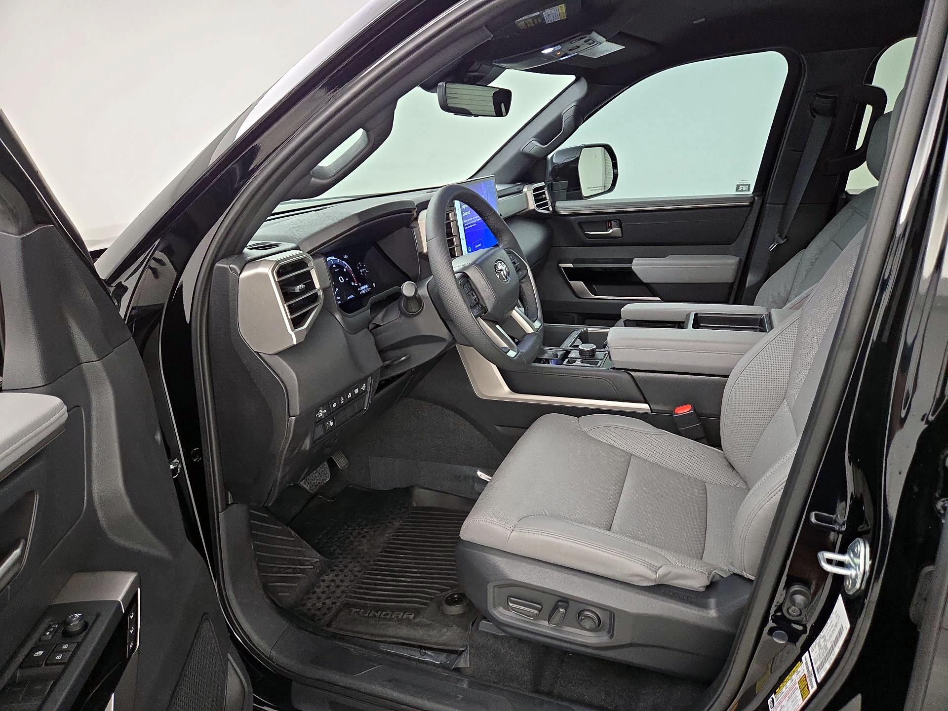 Thumbnail: 2025 Toyota Tundra - 11
