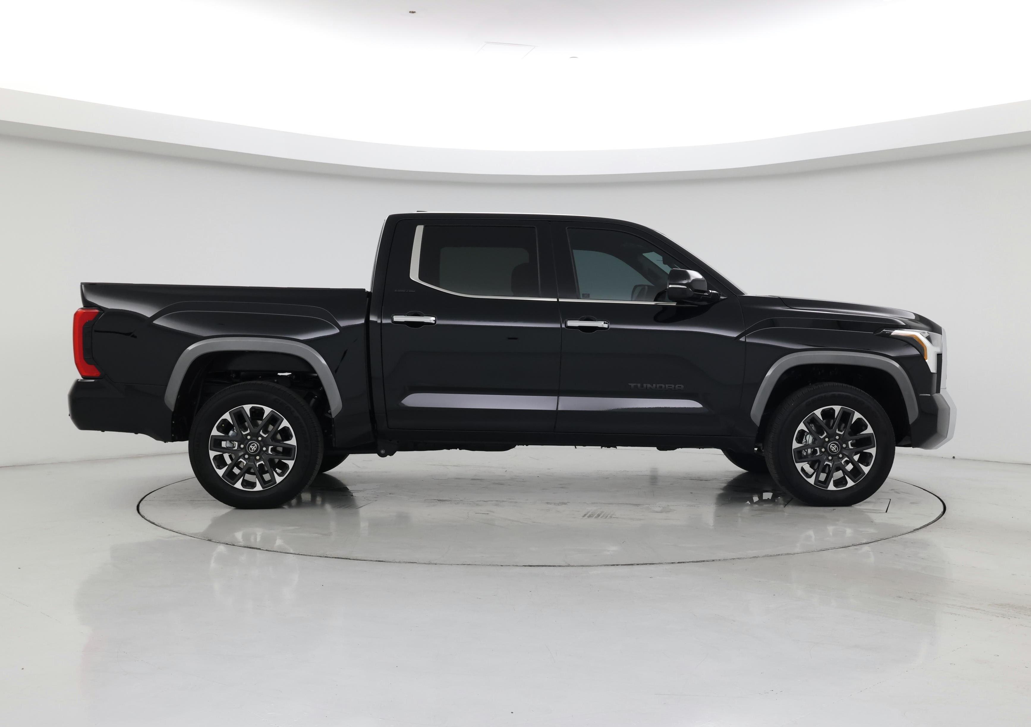 Thumbnail: 2025 Toyota Tundra - 7