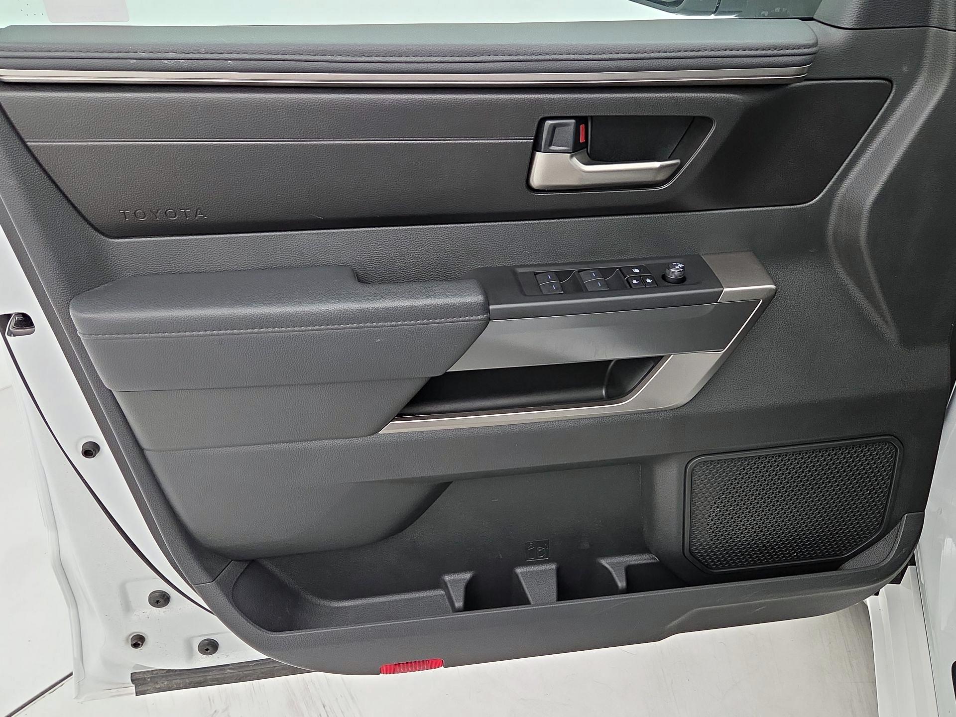 Thumbnail: 2024 Toyota Tundra - 12