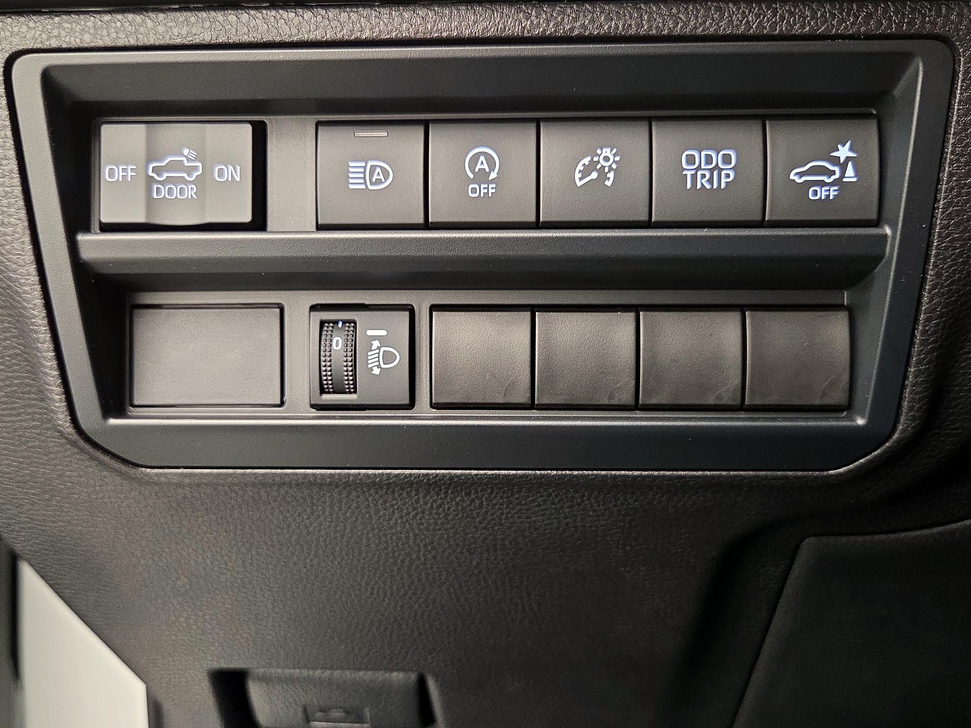 Thumbnail: 2024 Toyota Tundra - 13