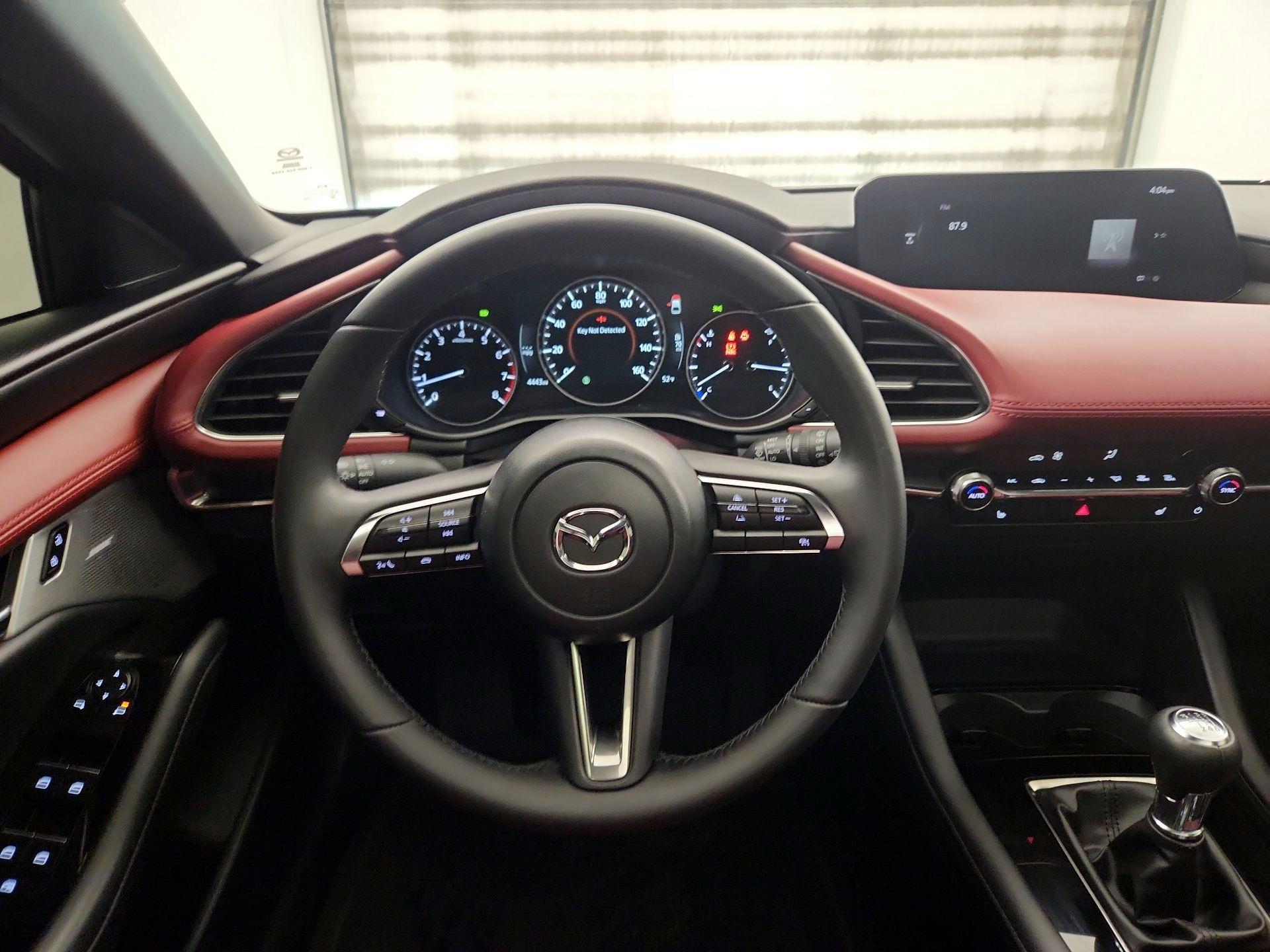 Thumbnail: 2025 Mazda Mazda3 - 10