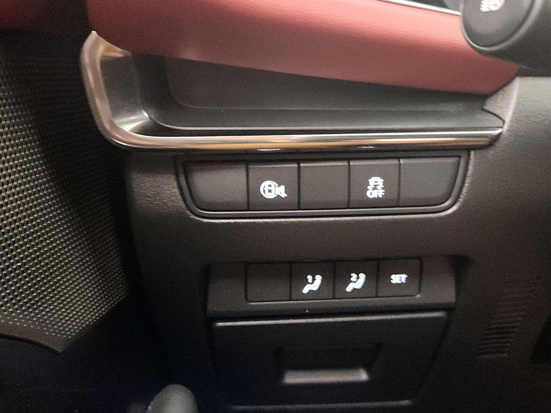 Thumbnail: 2025 Mazda Mazda3 - 13