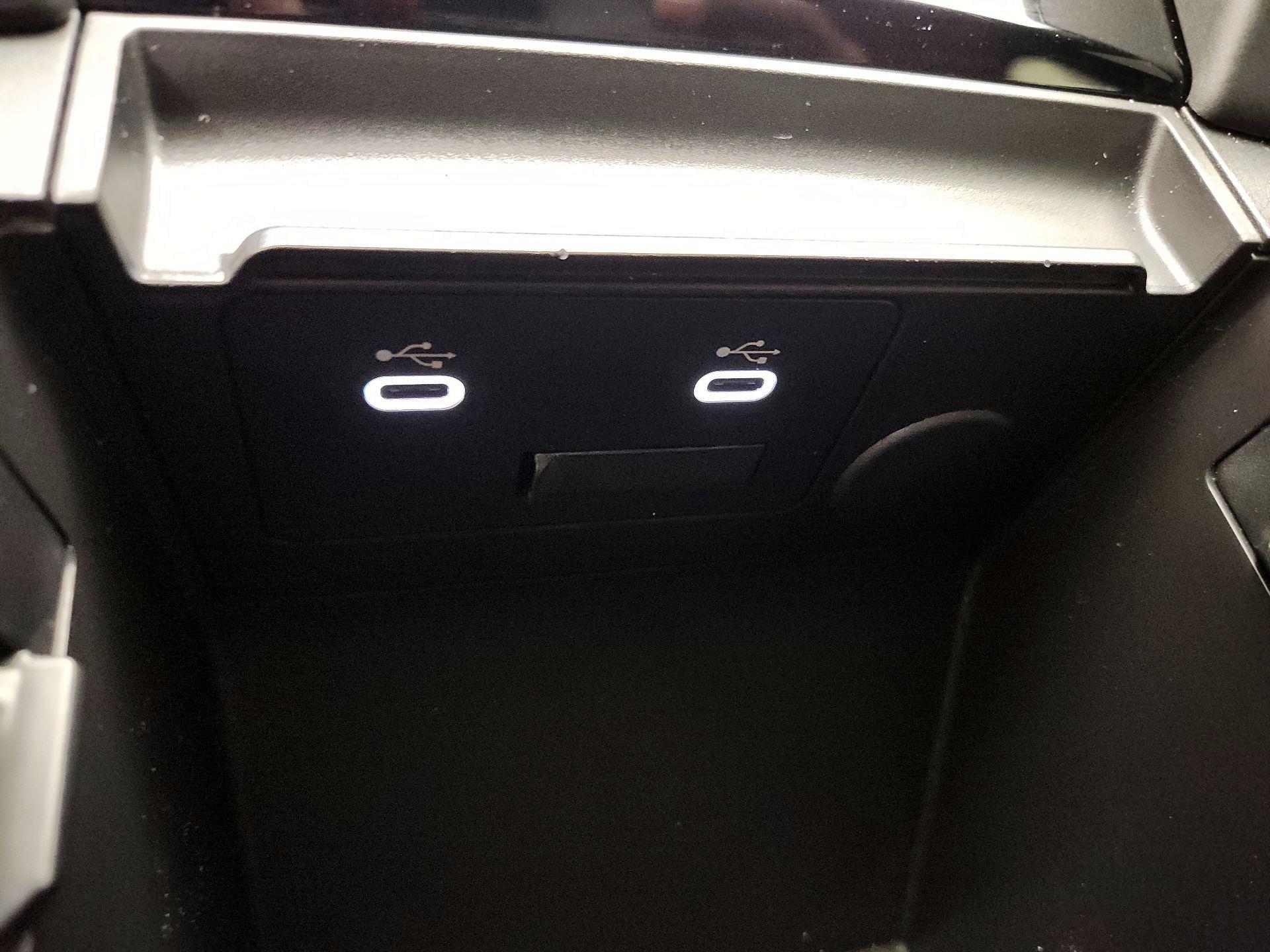 Thumbnail: 2025 Mazda Mazda3 - 17