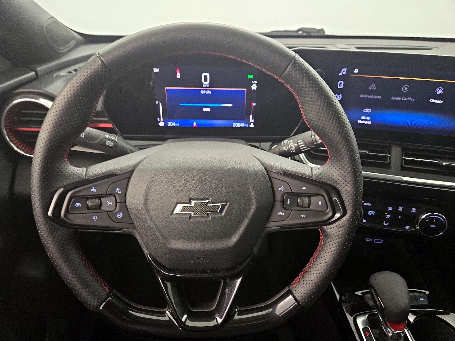 Thumbnail: 2024 Chevrolet Trax - 10