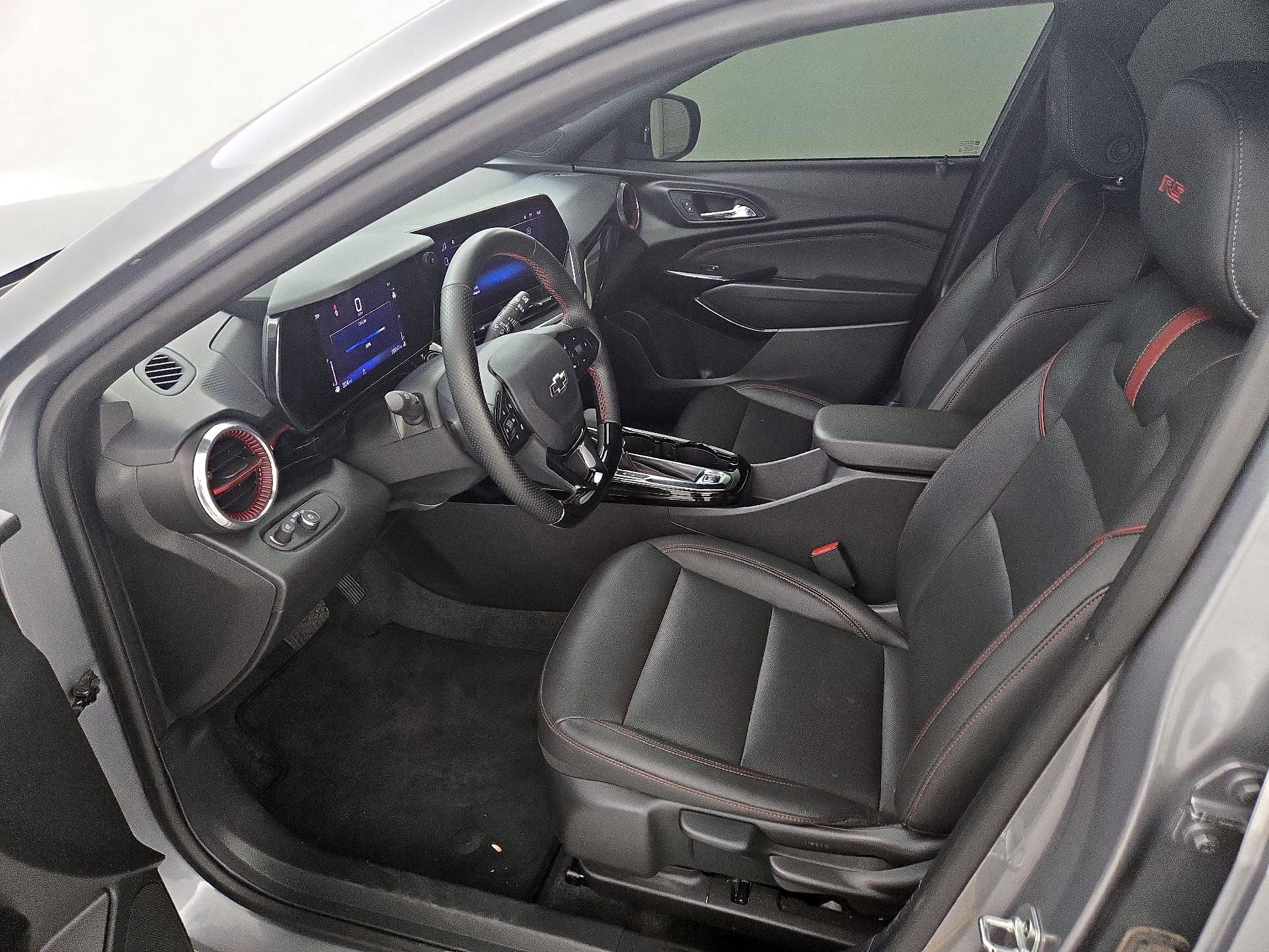 Thumbnail: 2024 Chevrolet Trax - 11