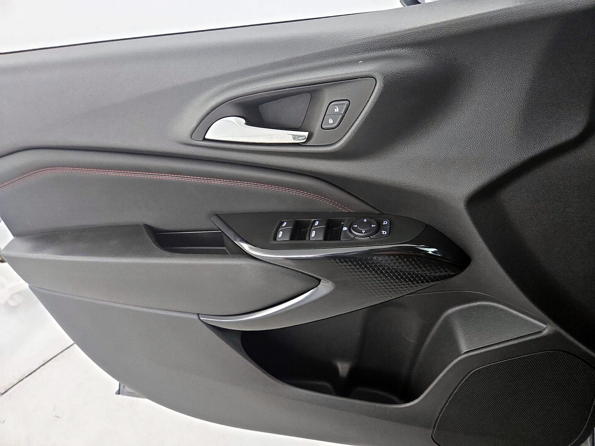 Thumbnail: 2024 Chevrolet Trax - 12