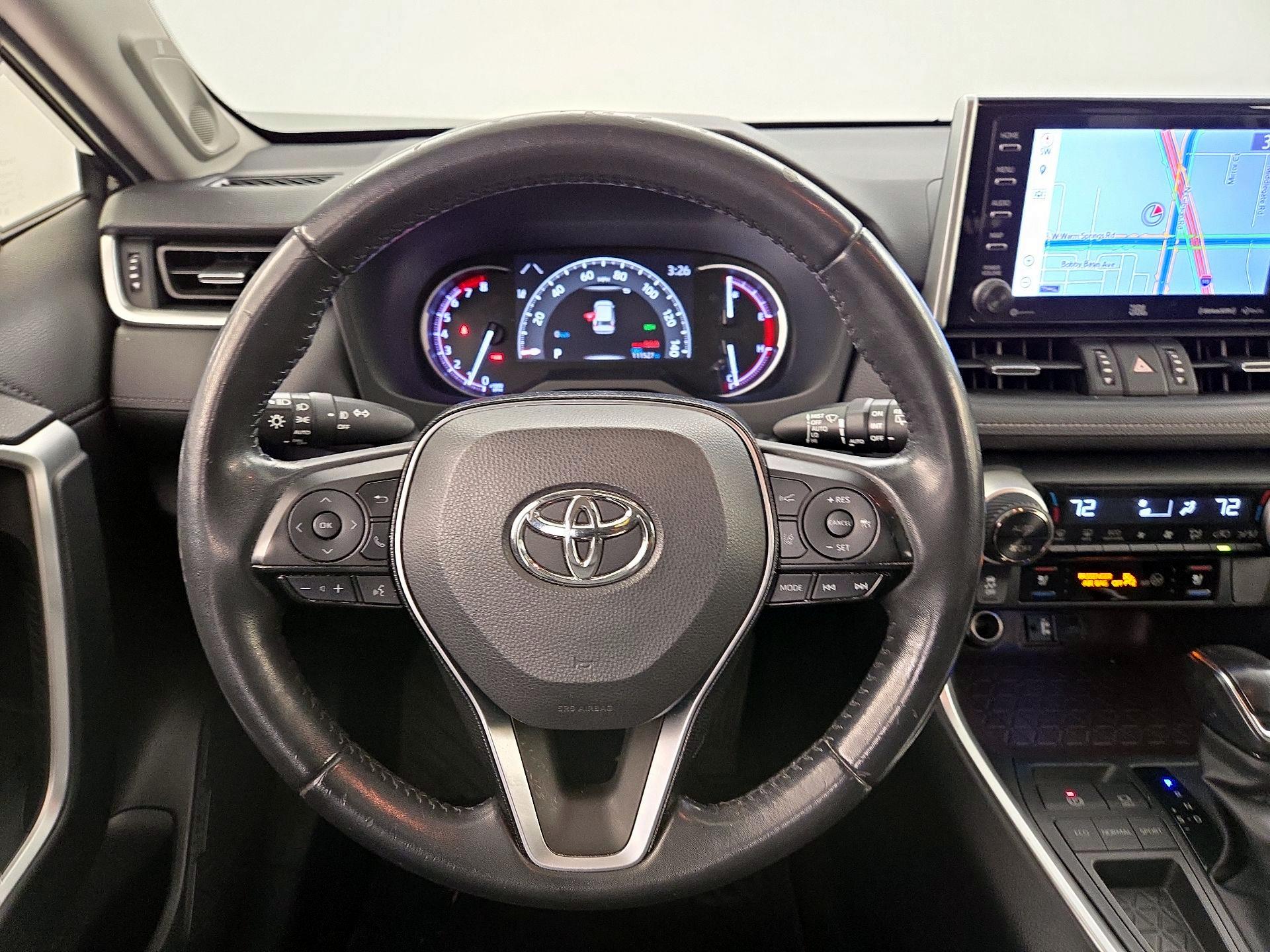 Thumbnail: 2019 Toyota RAV4 - 10