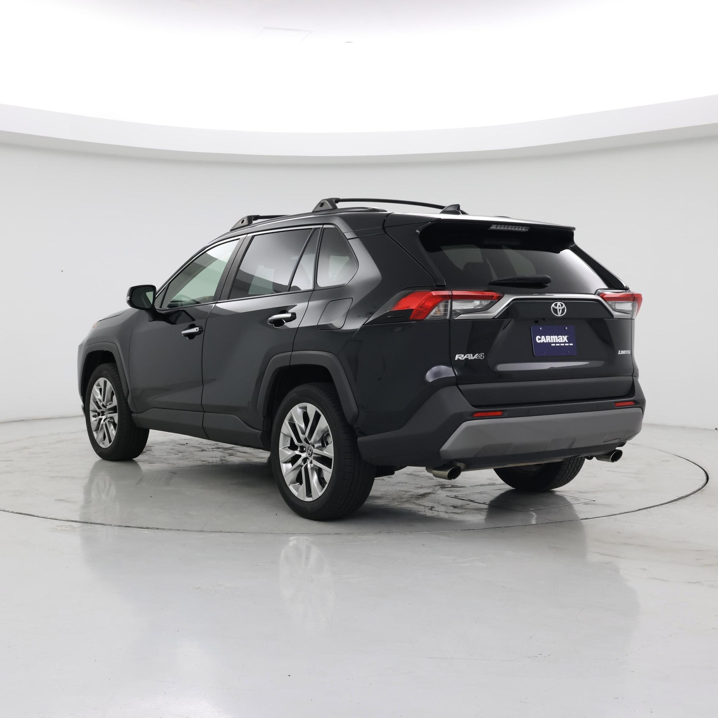 Thumbnail: 2019 Toyota RAV4 - 2