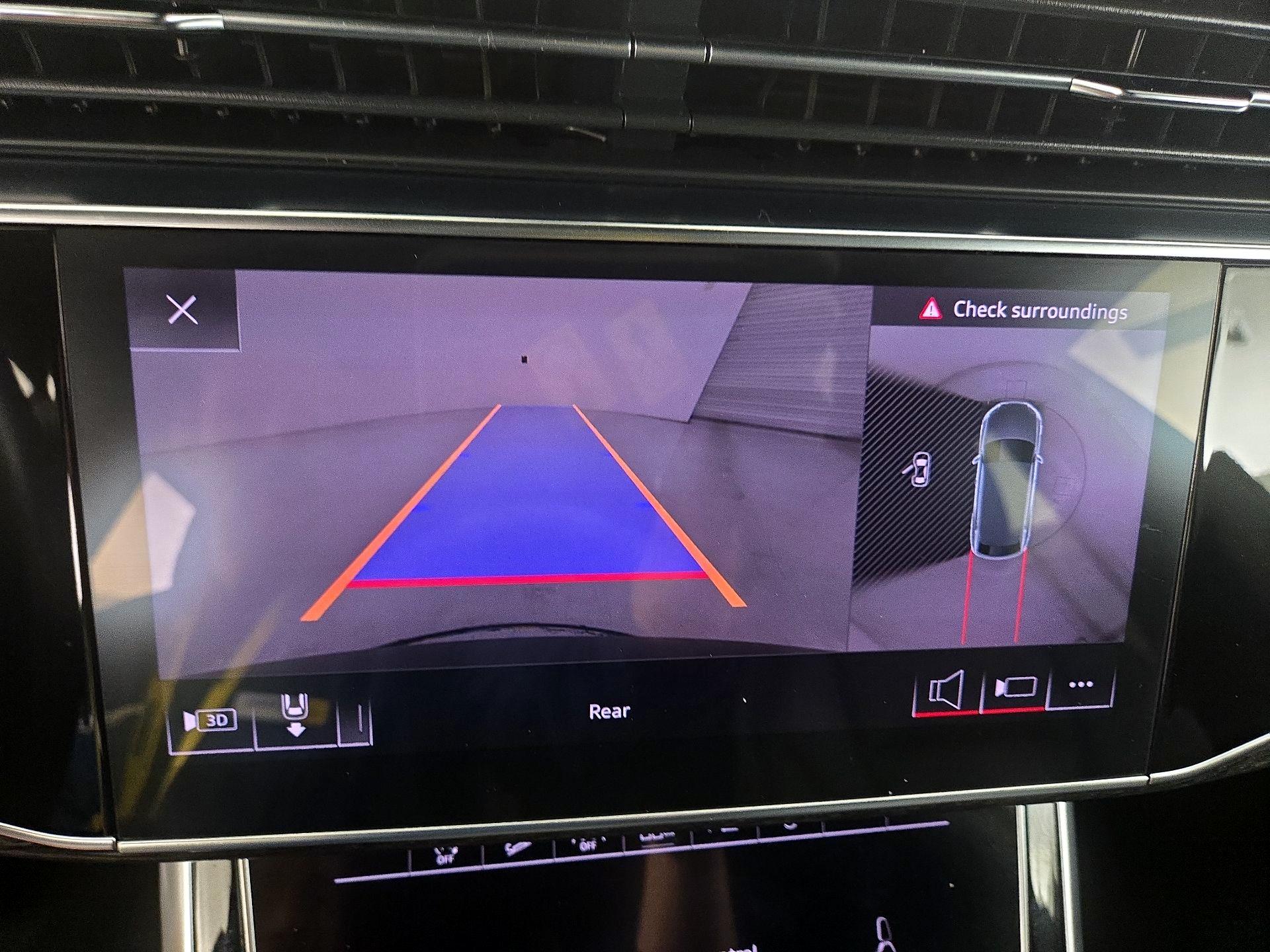 Thumbnail: 2019 Audi Q8 - 15