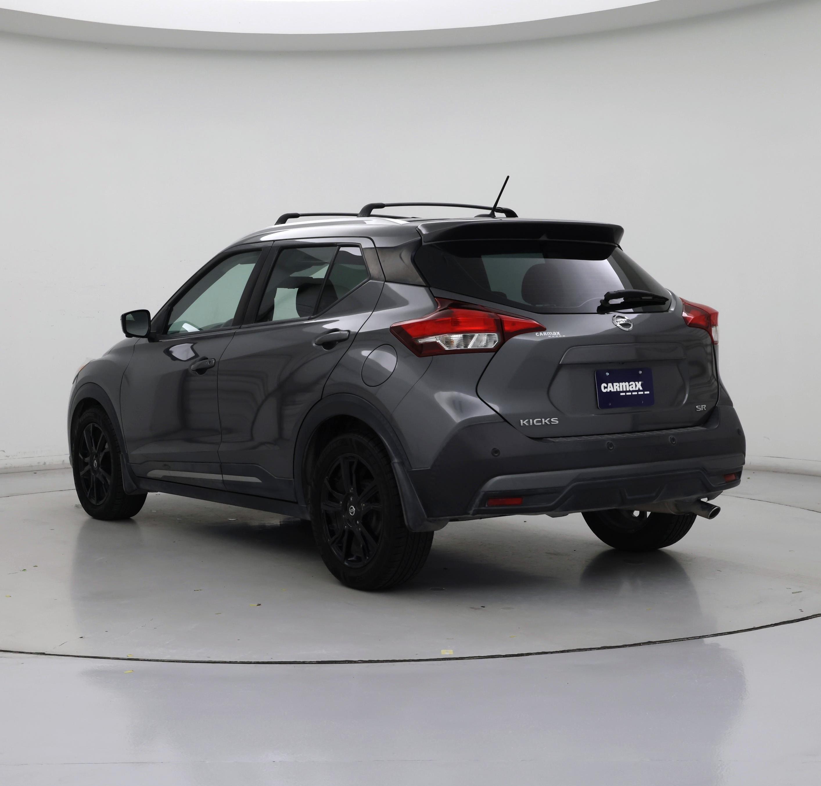Thumbnail: 2020 Nissan Kicks - 2