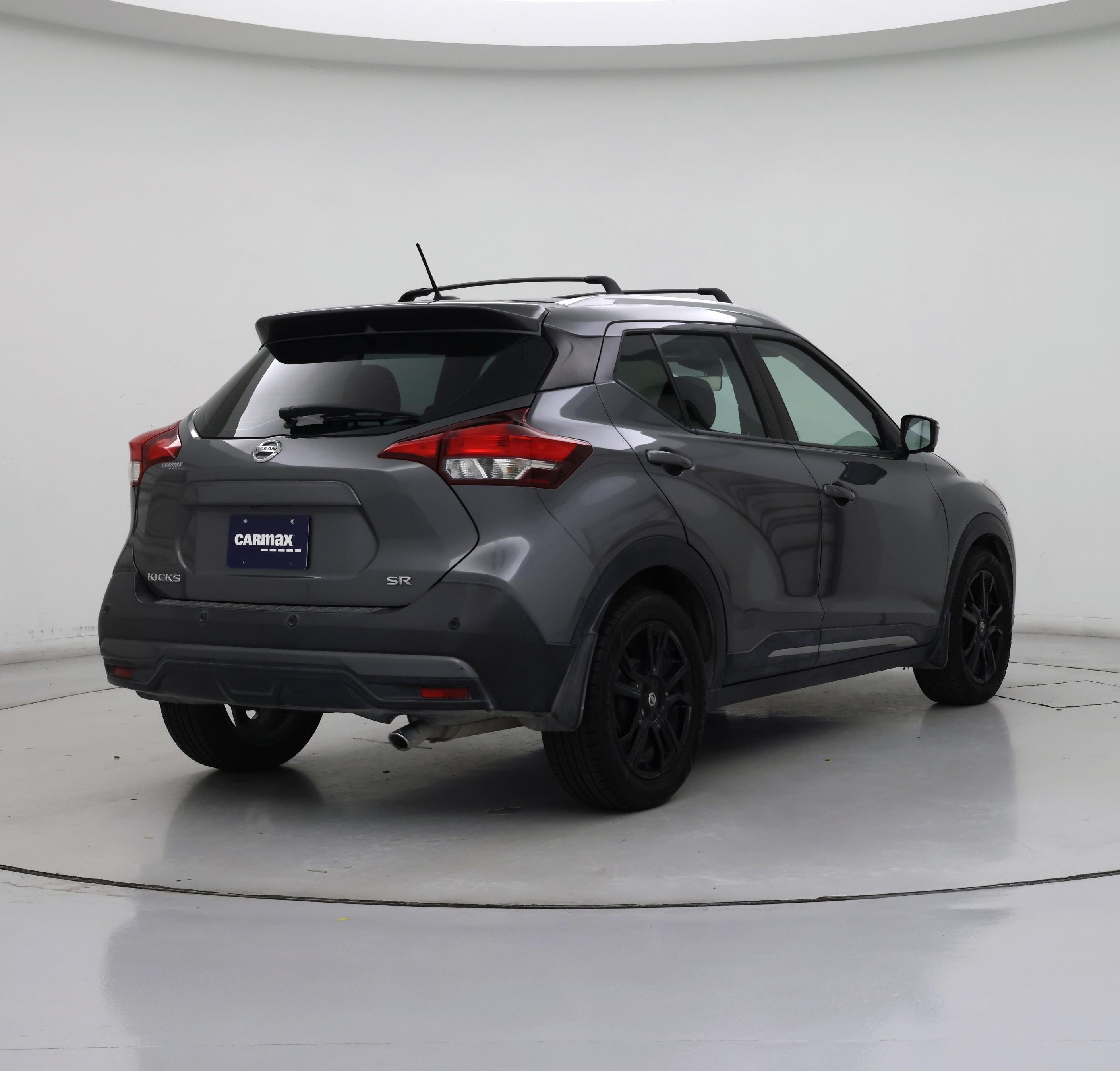 Thumbnail: 2020 Nissan Kicks - 8