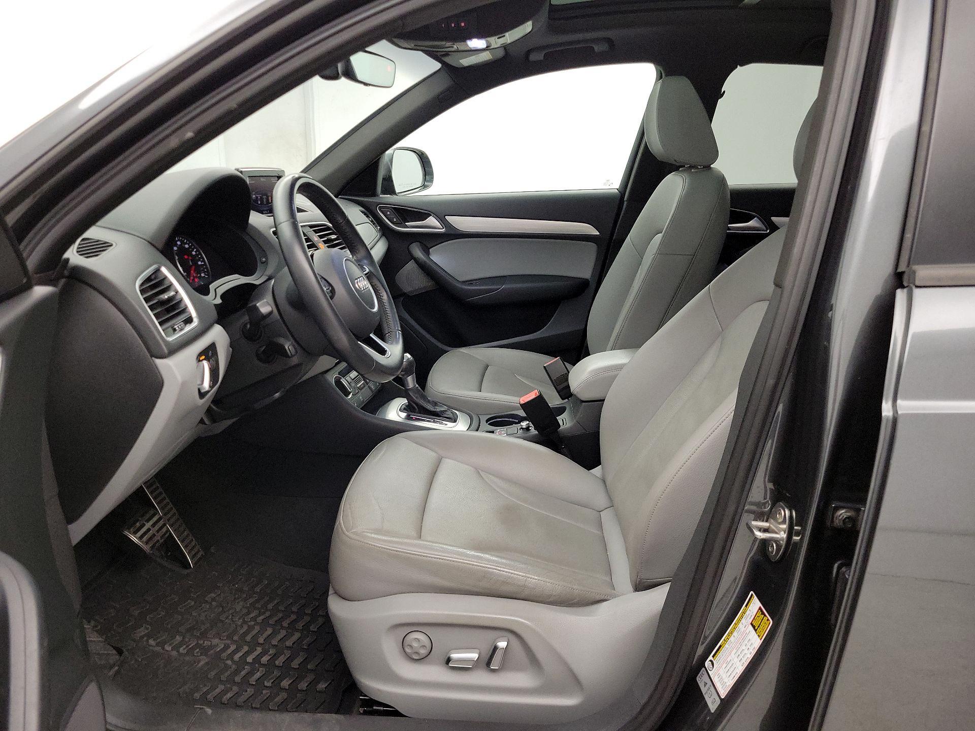 Thumbnail: 2018 Audi Q3 - 11