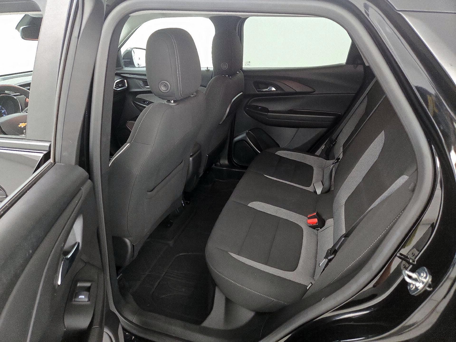 Thumbnail: 2023 Chevrolet TrailBlazer - 19