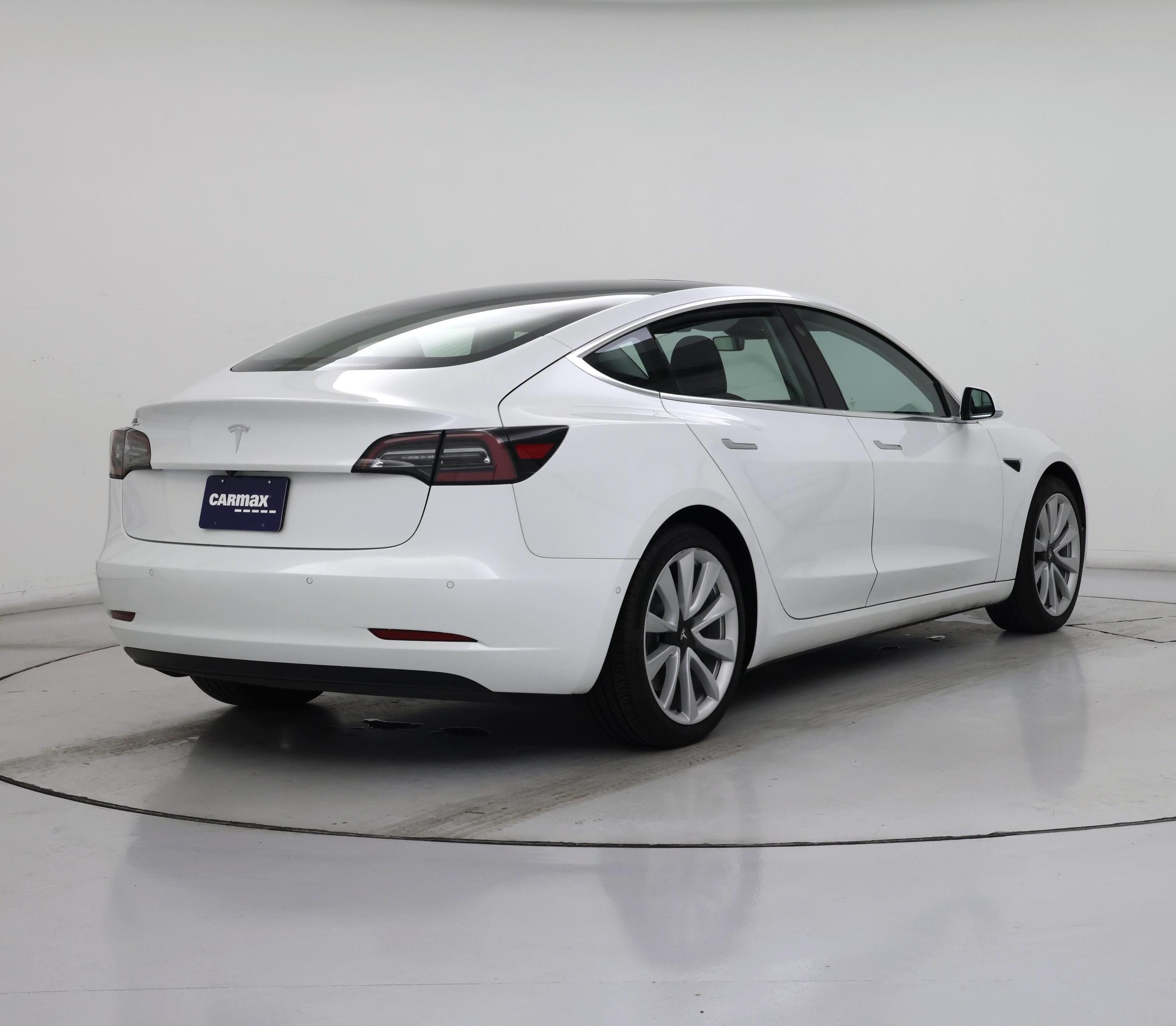 Thumbnail: 2020 Tesla Model 3 - 8