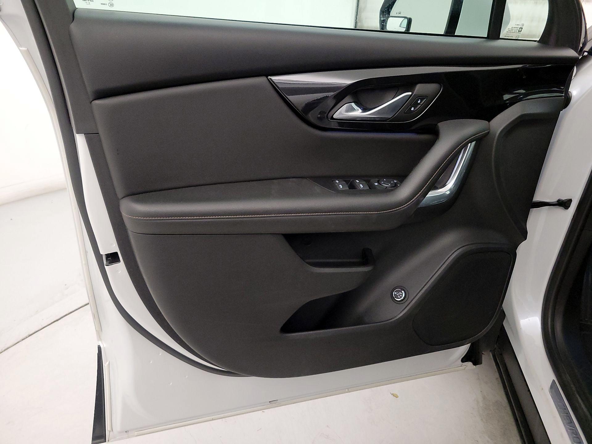 Thumbnail: 2022 Chevrolet Blazer - 12