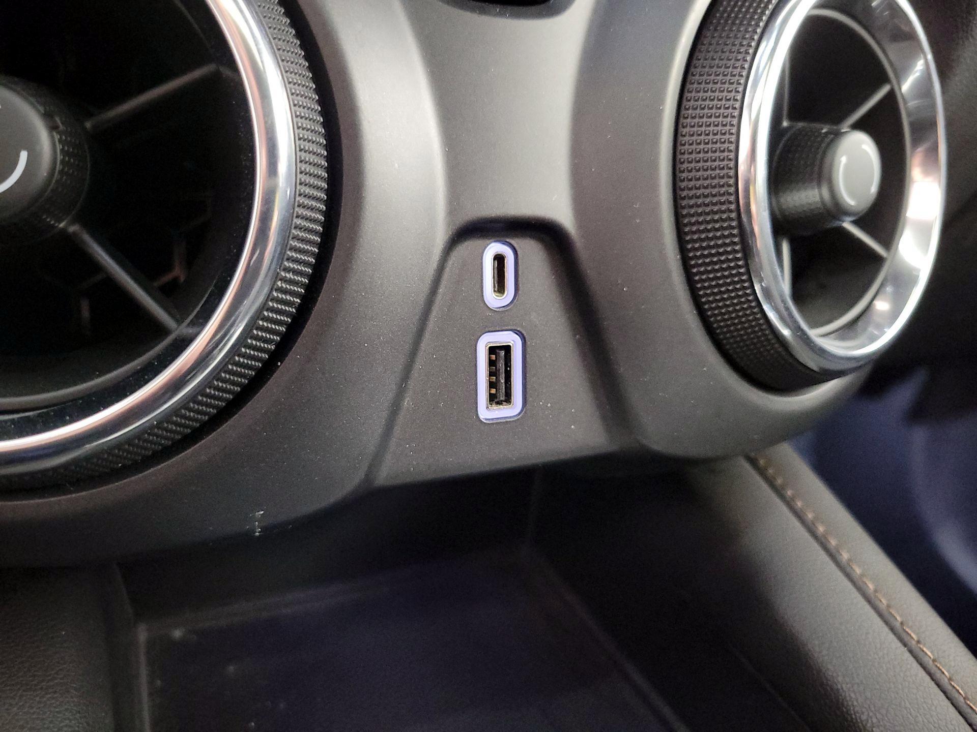 Thumbnail: 2022 Chevrolet Blazer - 19