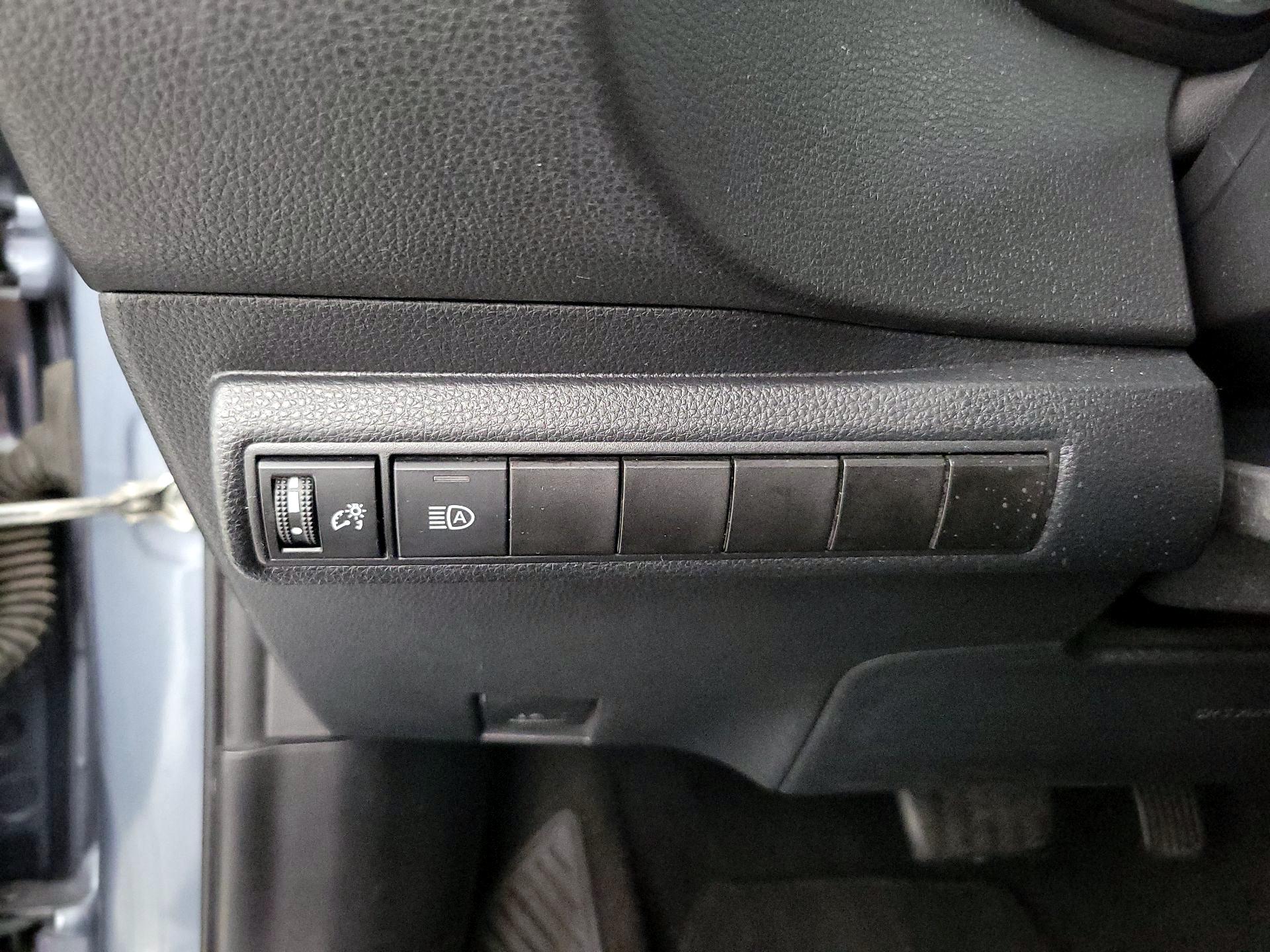 Thumbnail: 2020 Toyota Corolla - 13