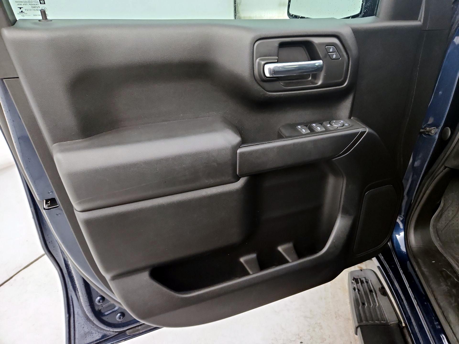 Thumbnail: 2023 Chevrolet Silverado 1500 - 12